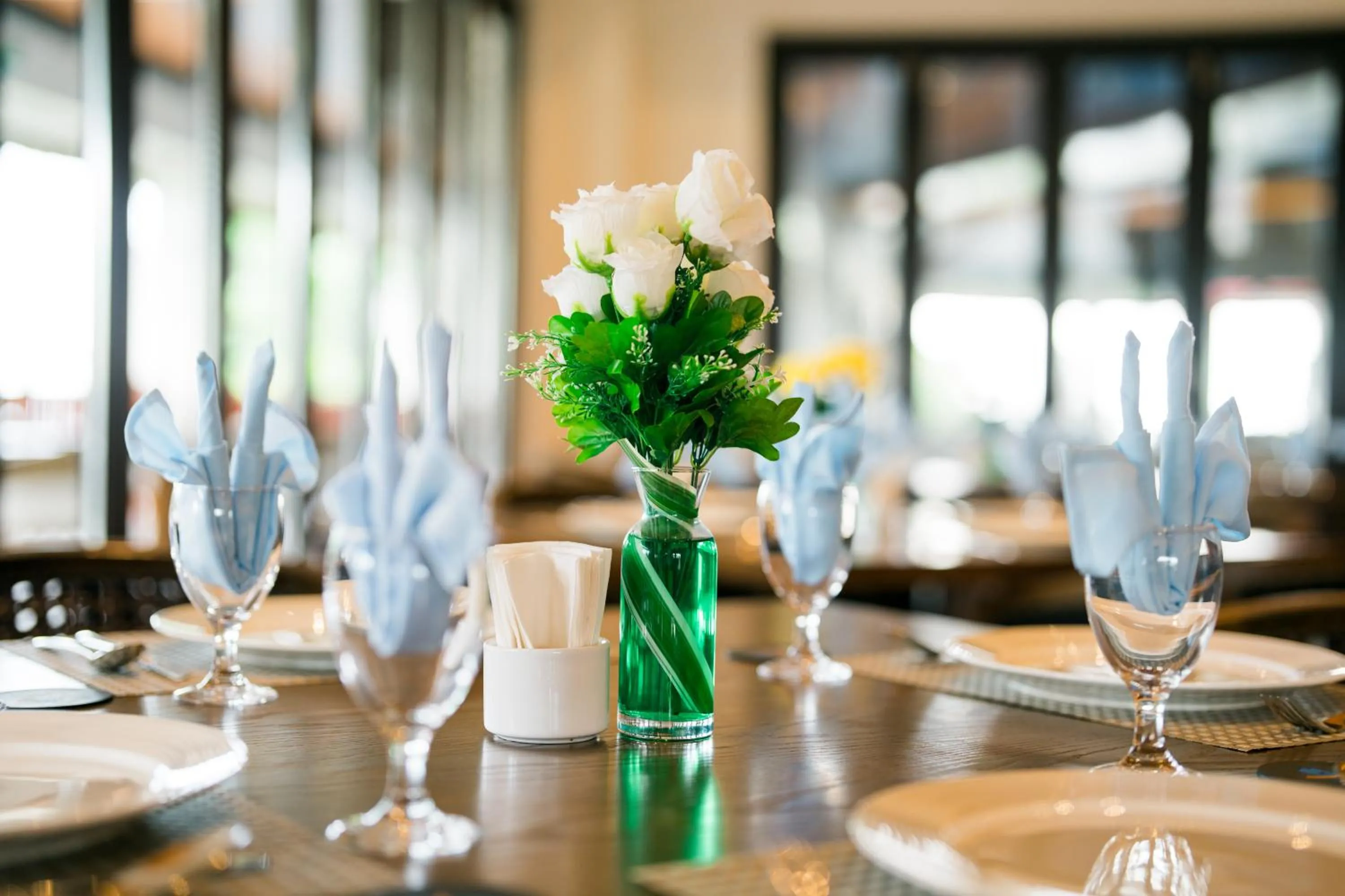 Restaurant/places to eat in H Resort Bohol - The Coral Cliff by SMS Hospitality