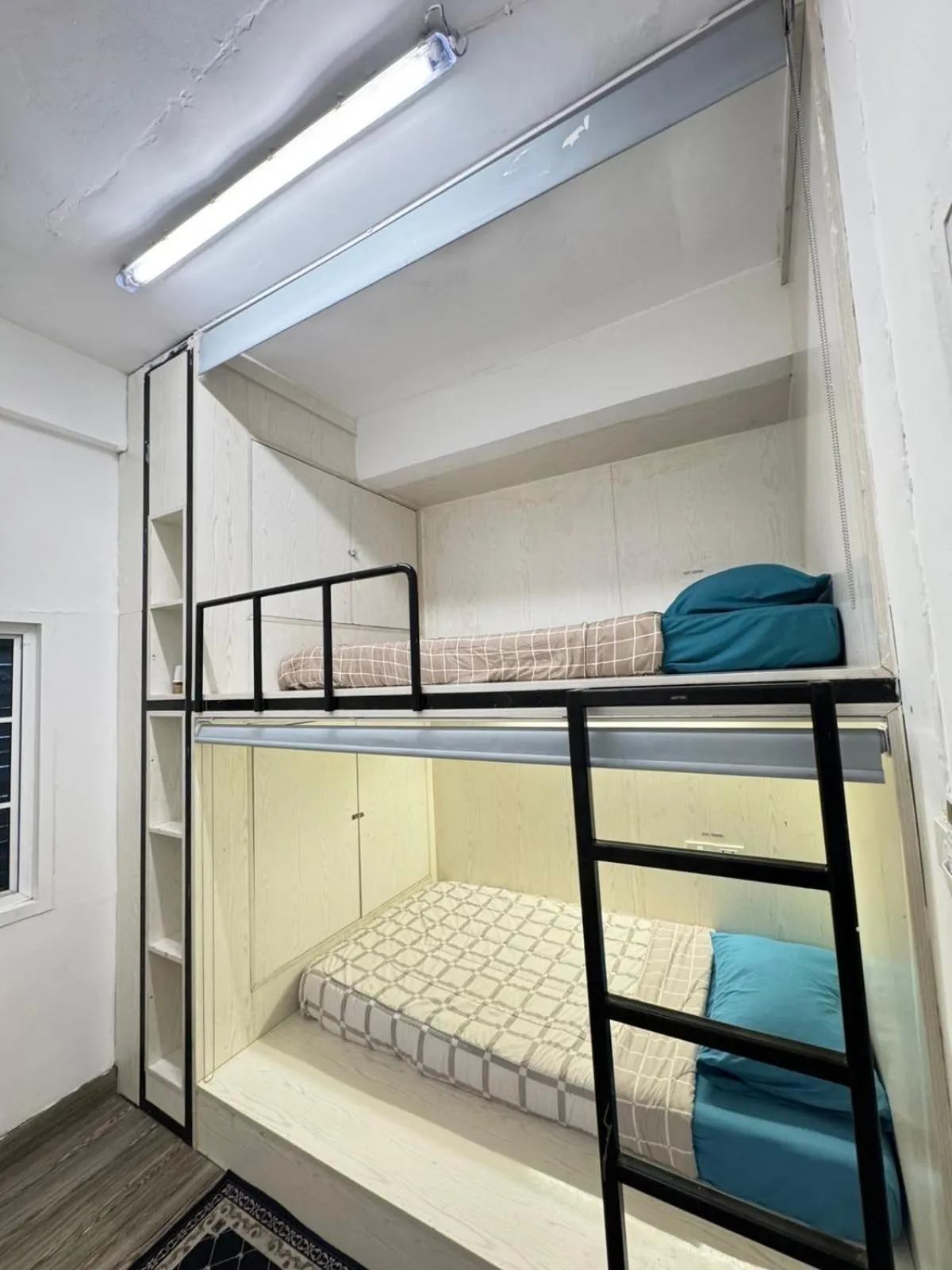 Bedroom, Bed in Comfy Crib Hostel