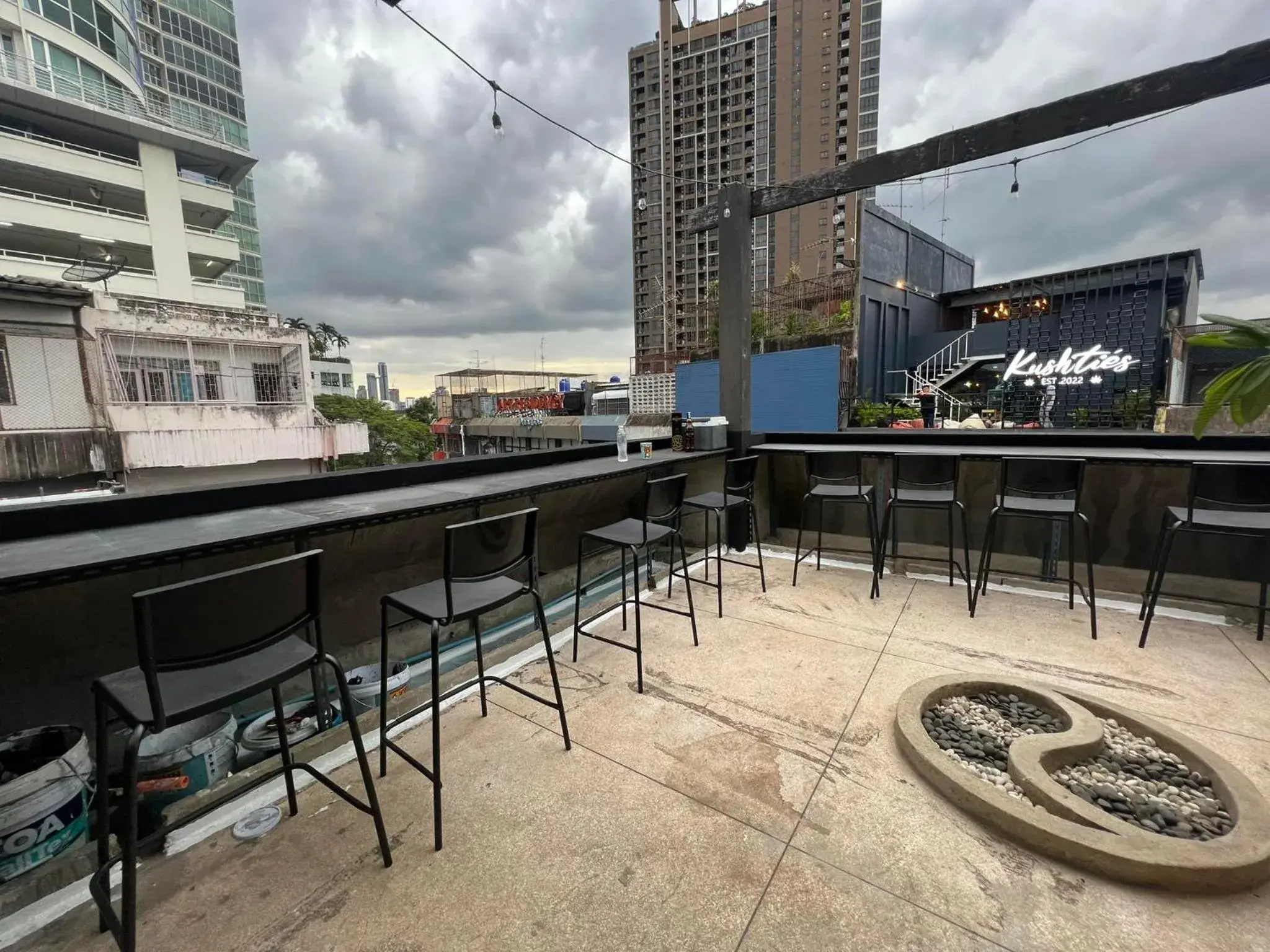 Deluxe Queen Room in Comfy Crib Hostel Deluxe Queen Room in Comfy Crib Hostel