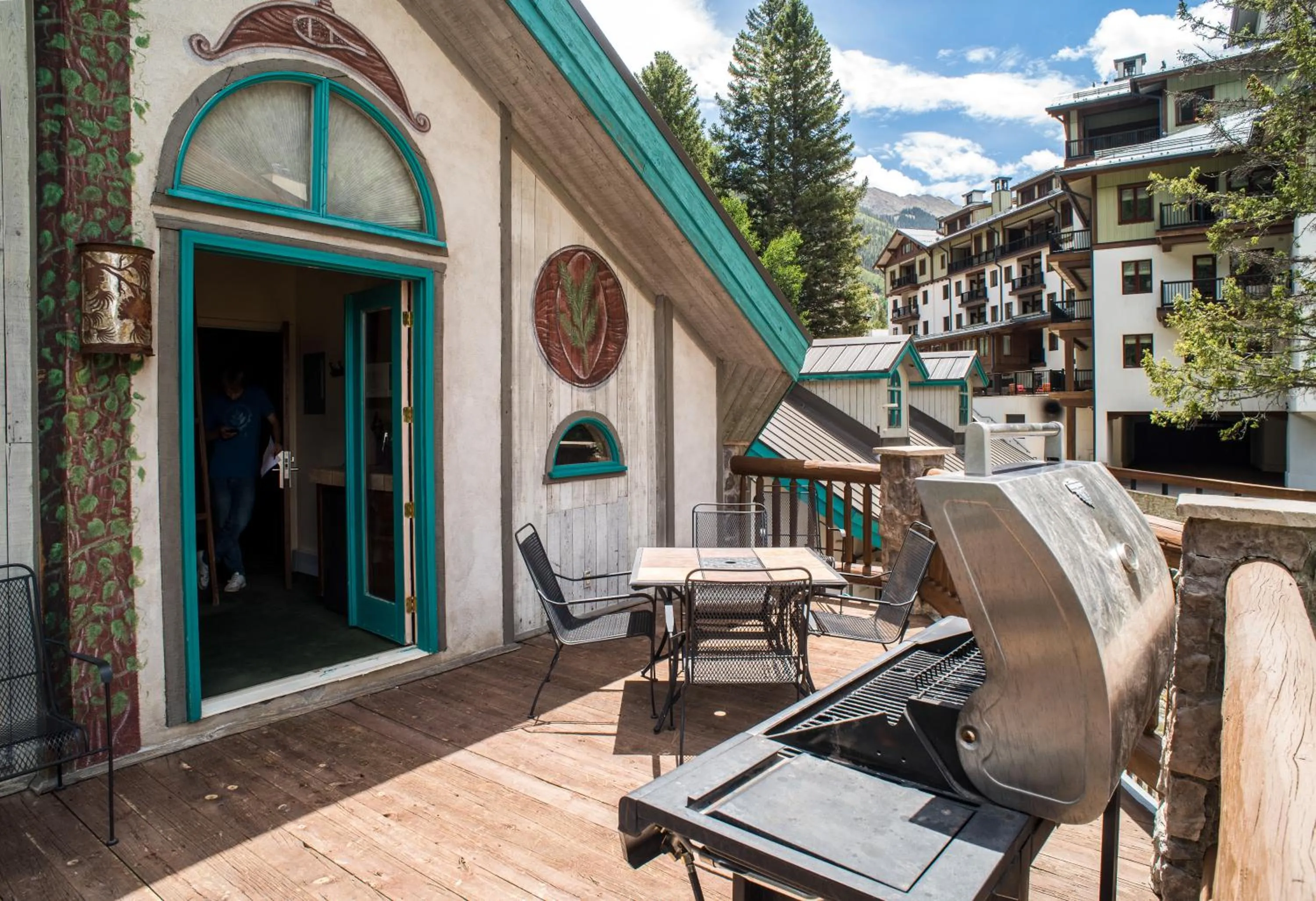 Alpine Village Suites