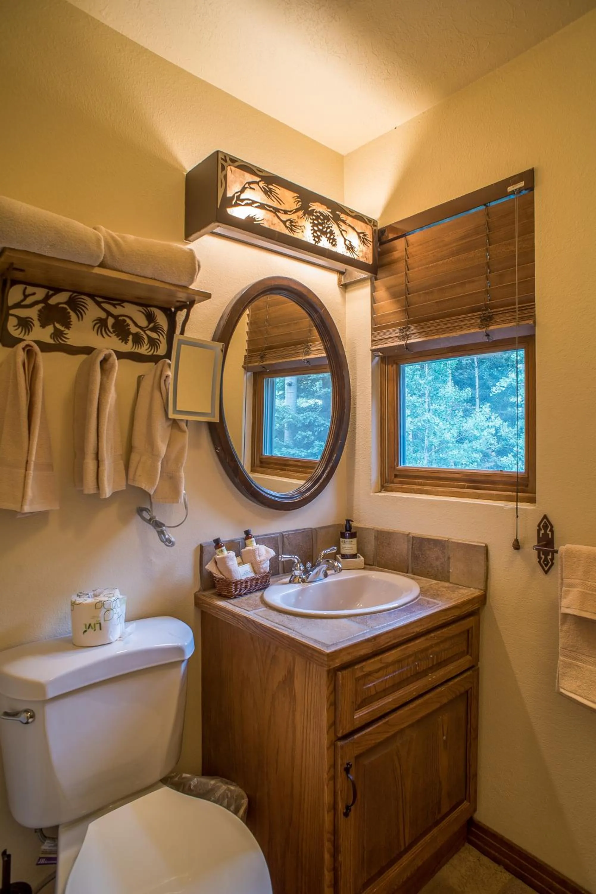 Alpine Village Suites