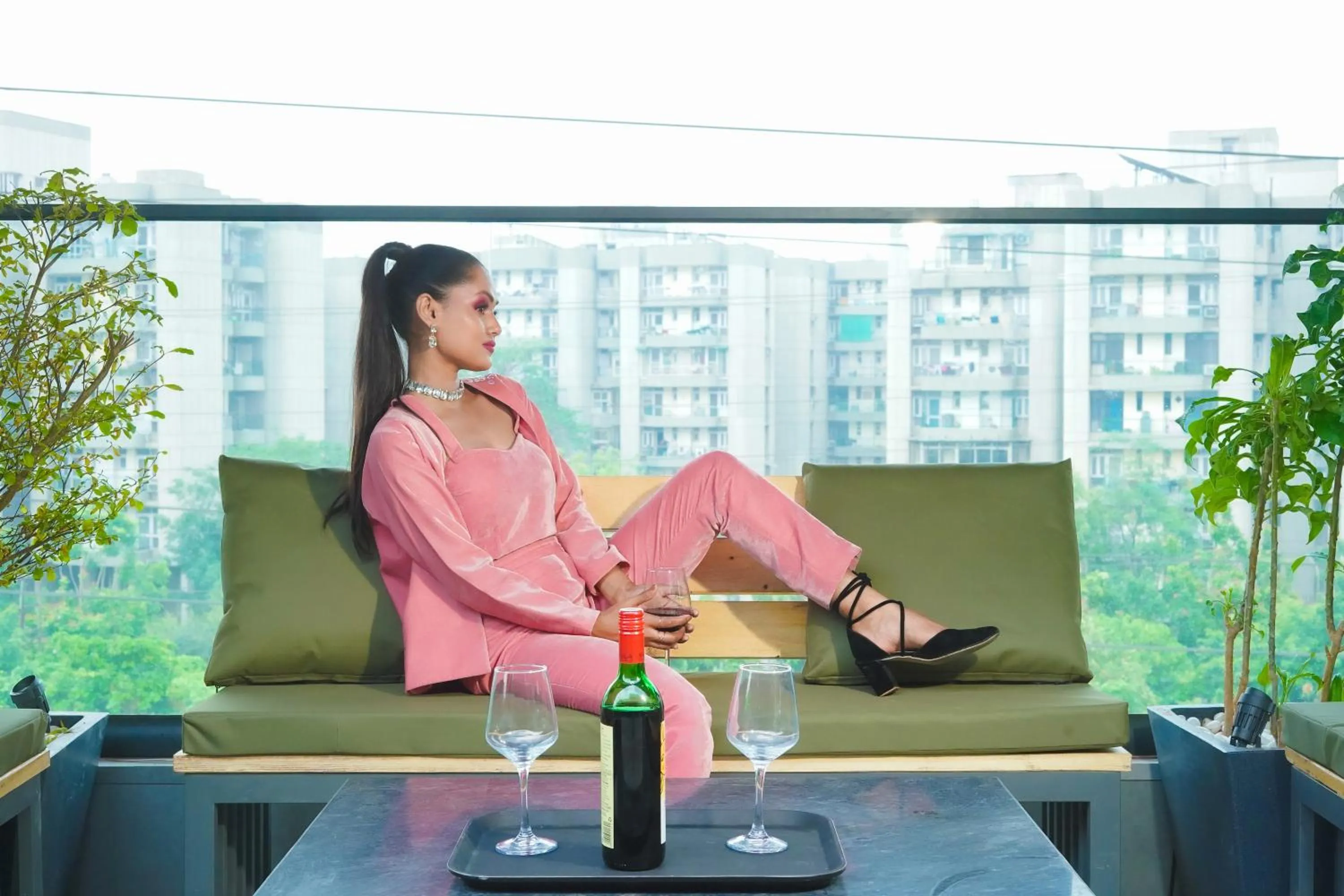 Day in Saltstayz Select - Golf Course Road & Sector 57