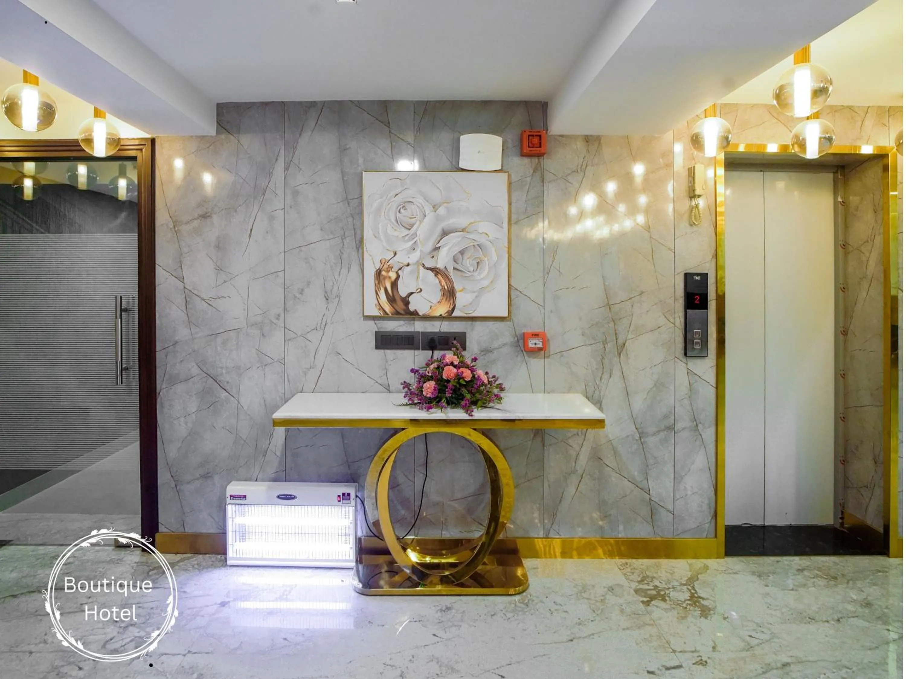 Lobby or reception in Saltstayz Select - Golf Course Road & Sector 57