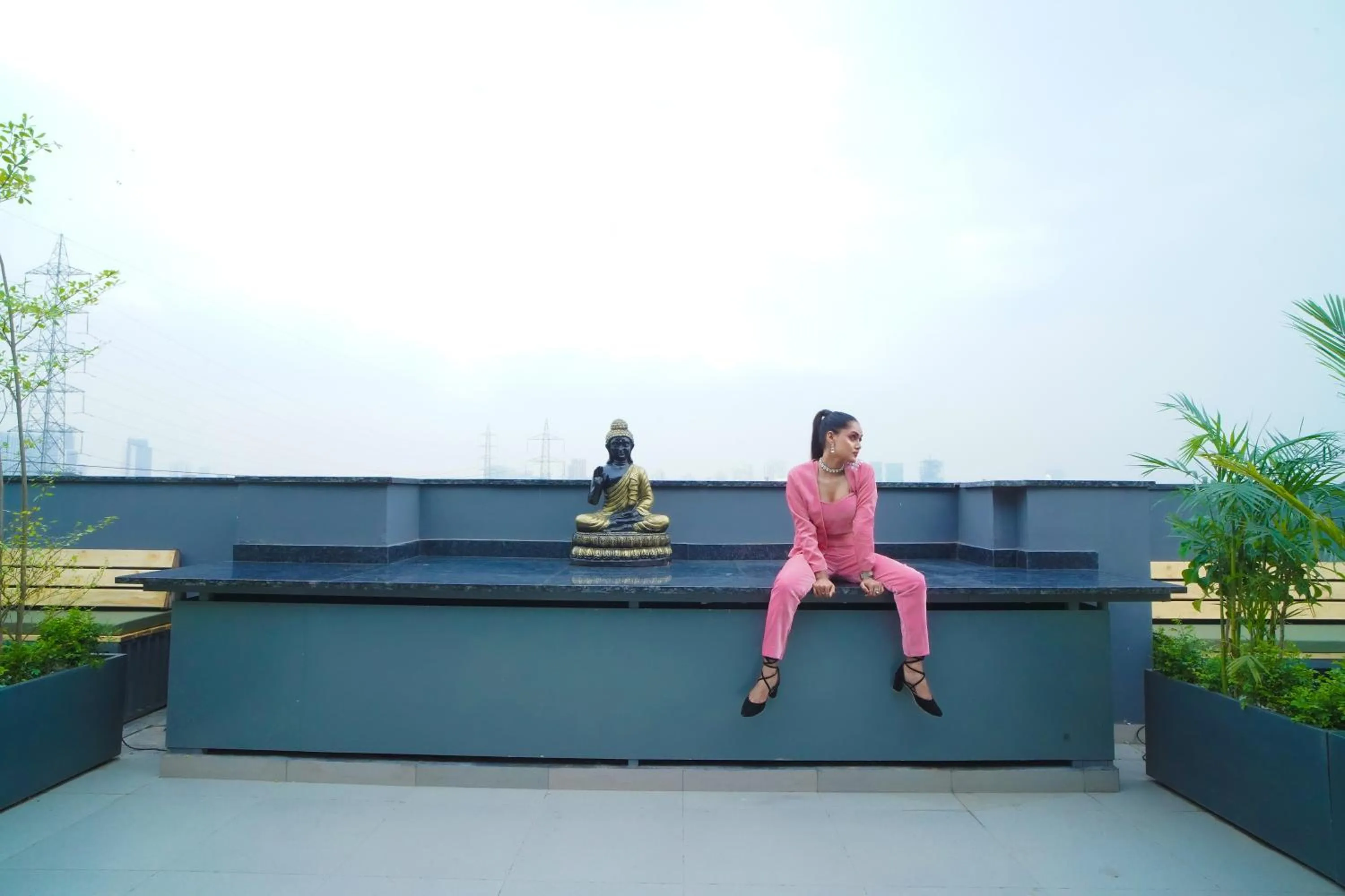 People in Saltstayz Select - Golf Course Road & Sector 57