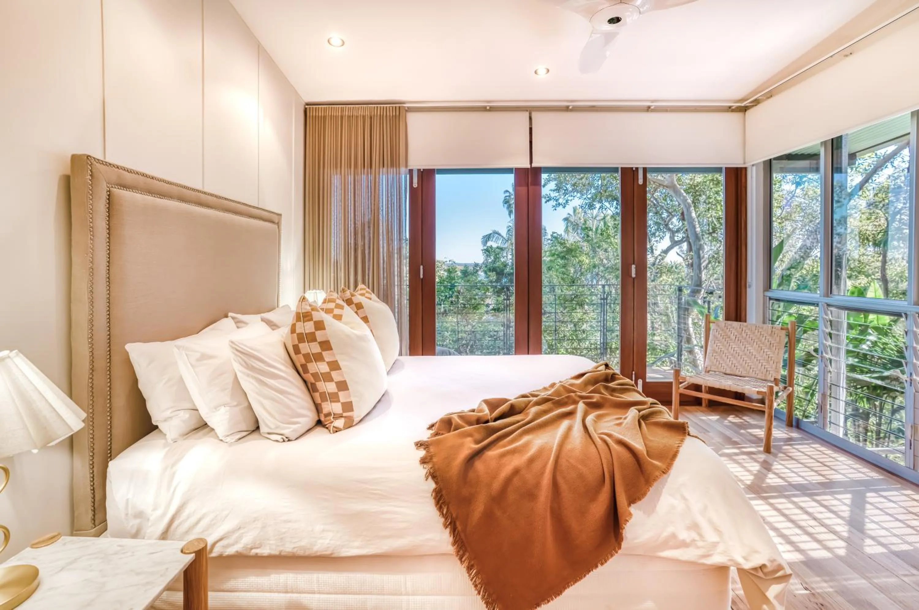 Bedroom, Bed in Noosa Residences