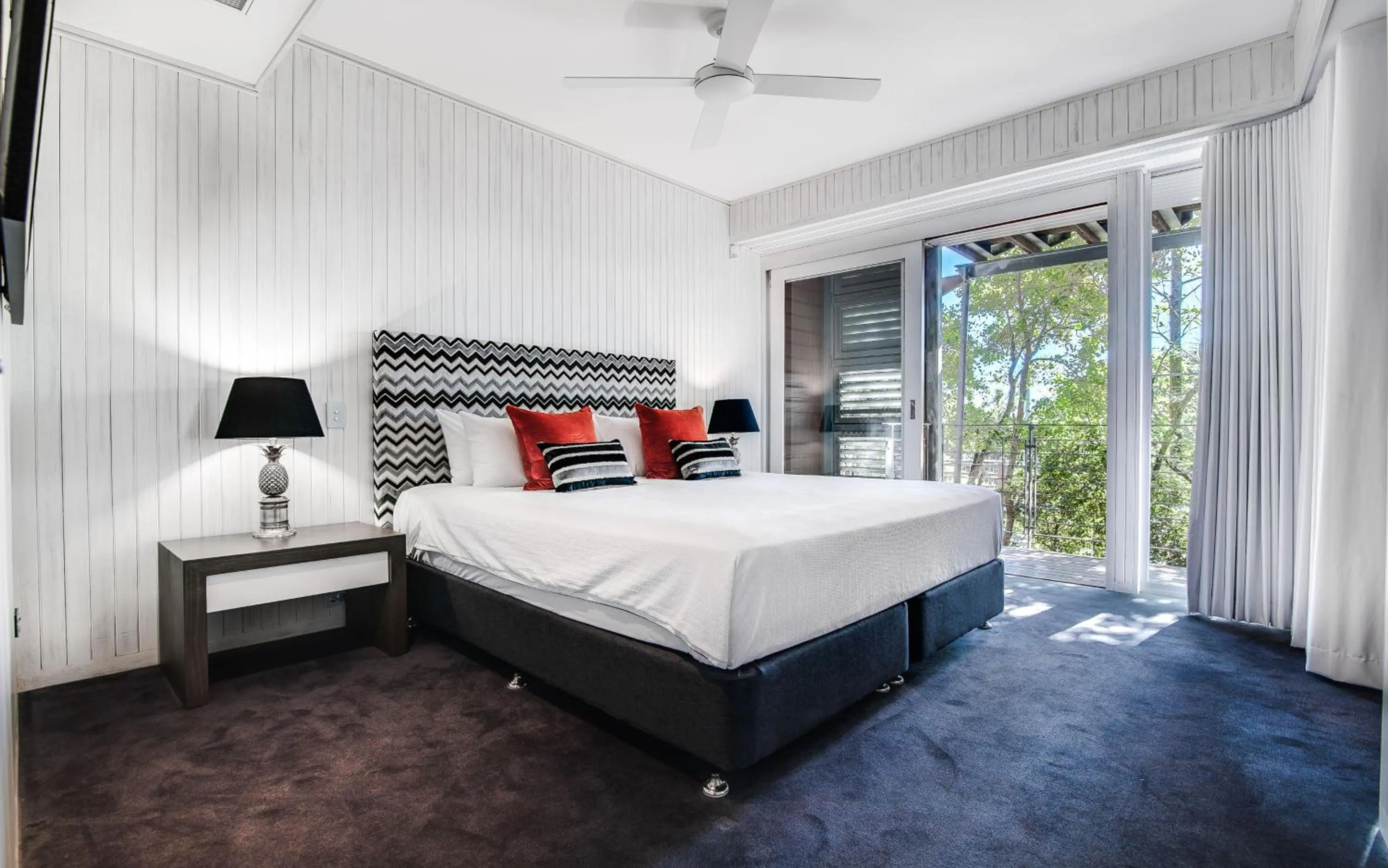 Photo of the whole room, Bed in Noosa Residences