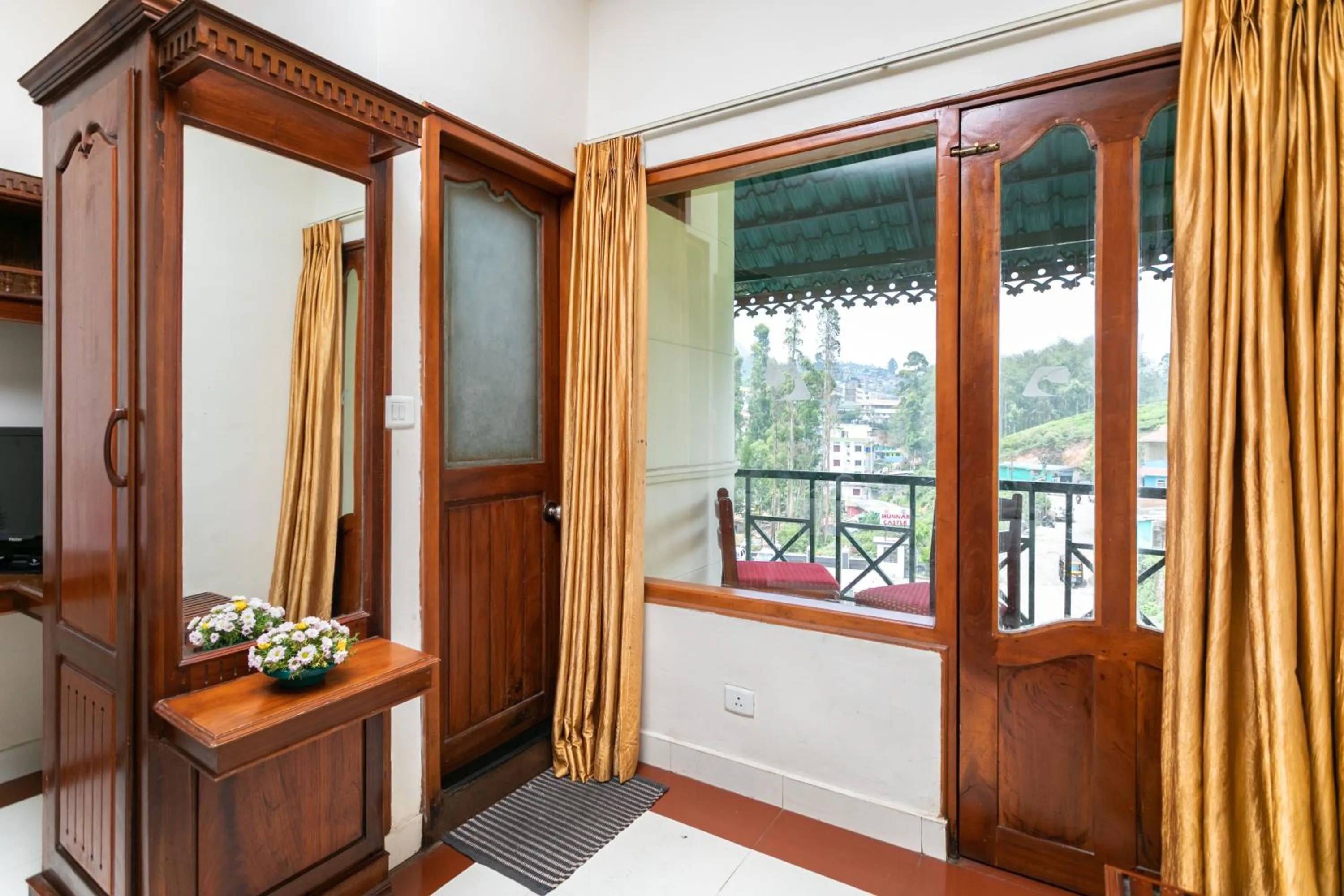 Communal lounge/ TV room in Le Celestium