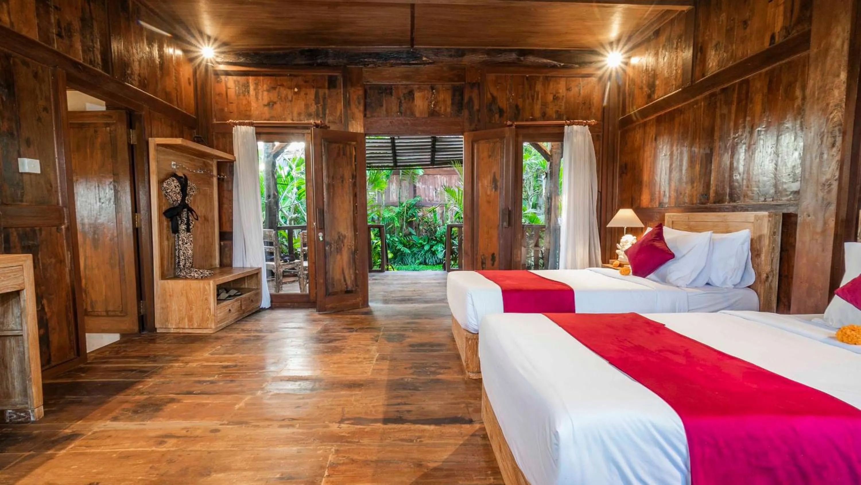 Bedroom, Bed in Gayatri Retreat Ubud