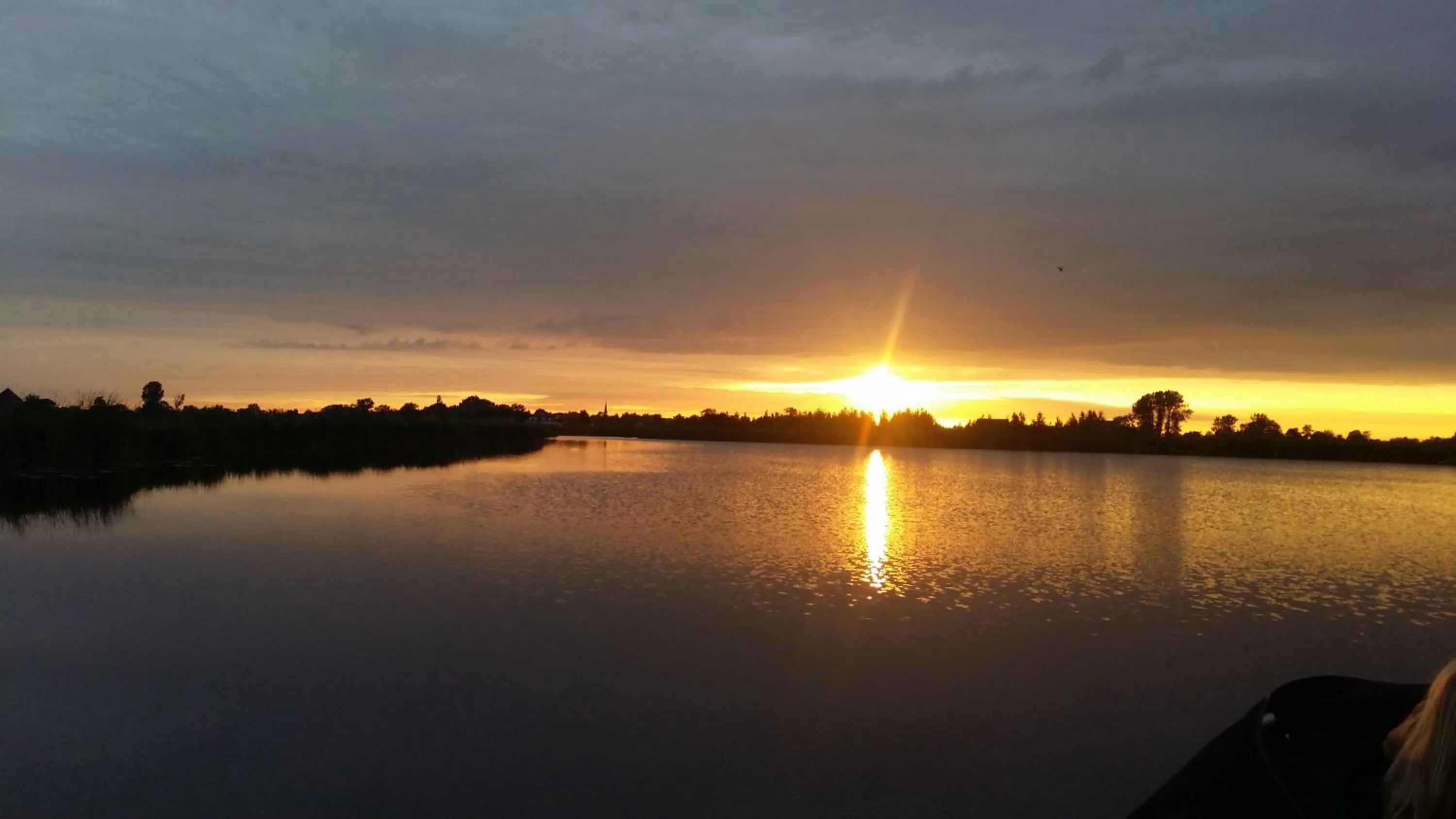 Off site in Bed In Waterland