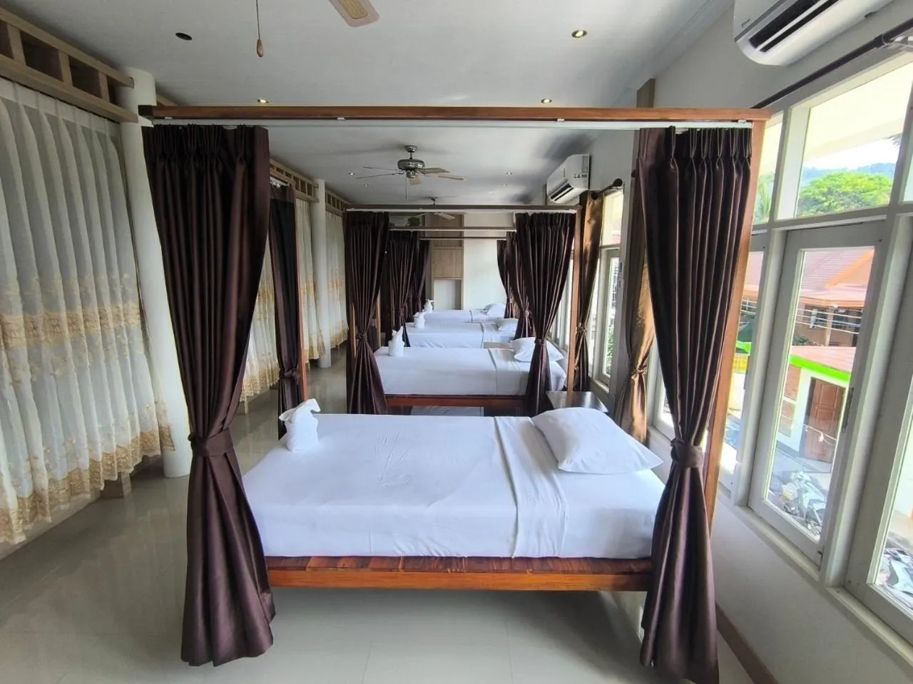 Photo of the whole room, Bed in Lotus Hostel Beach Koh Tao
