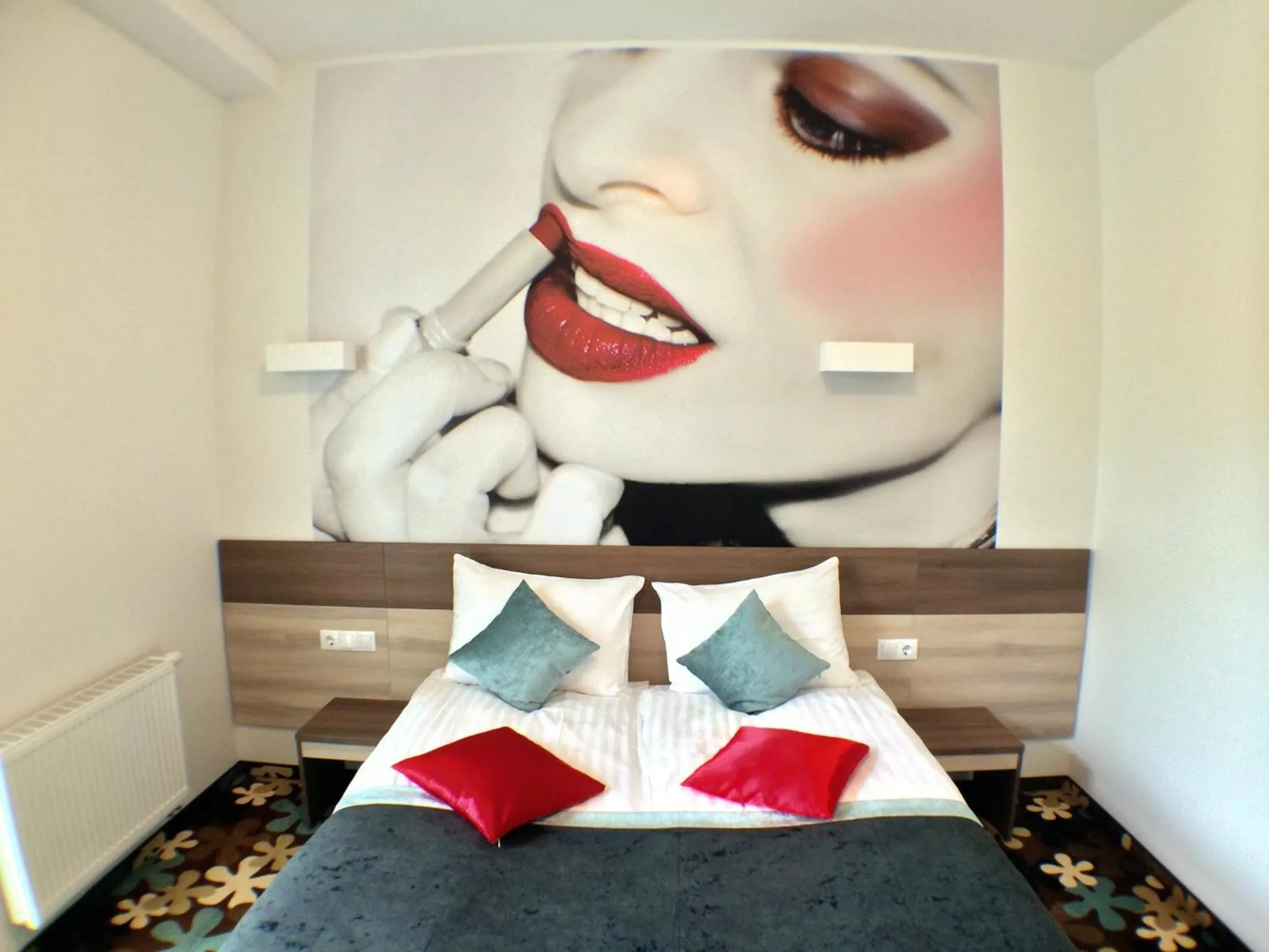 Bed in Algiro Hotel