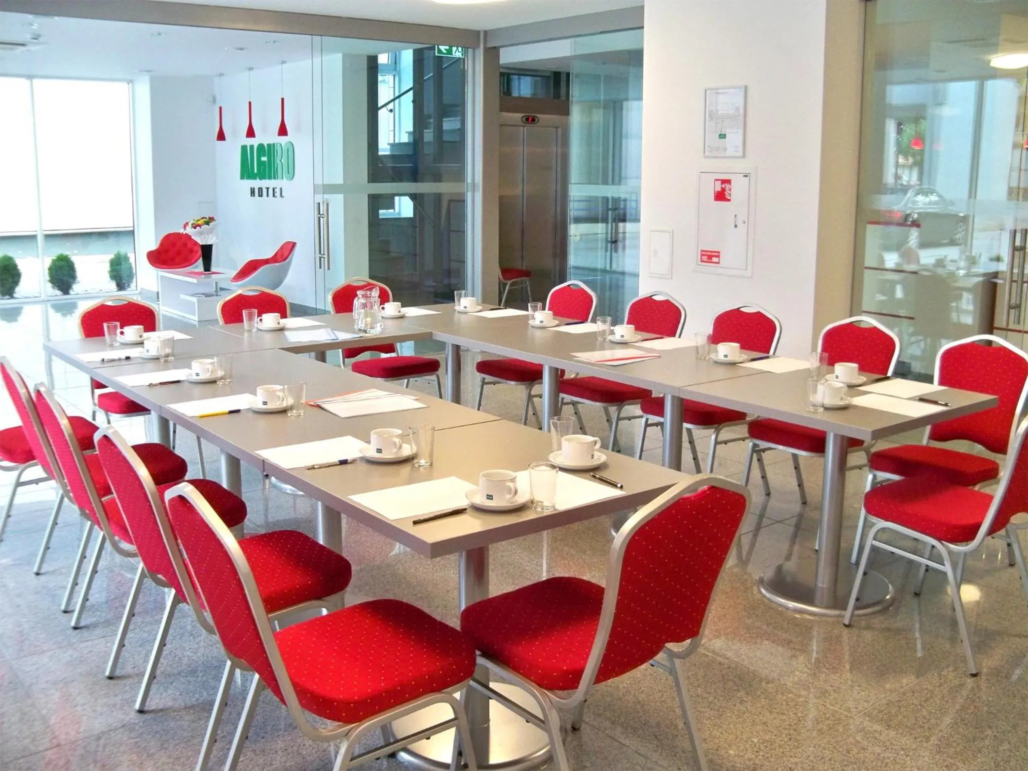 Business facilities in Algiro Hotel