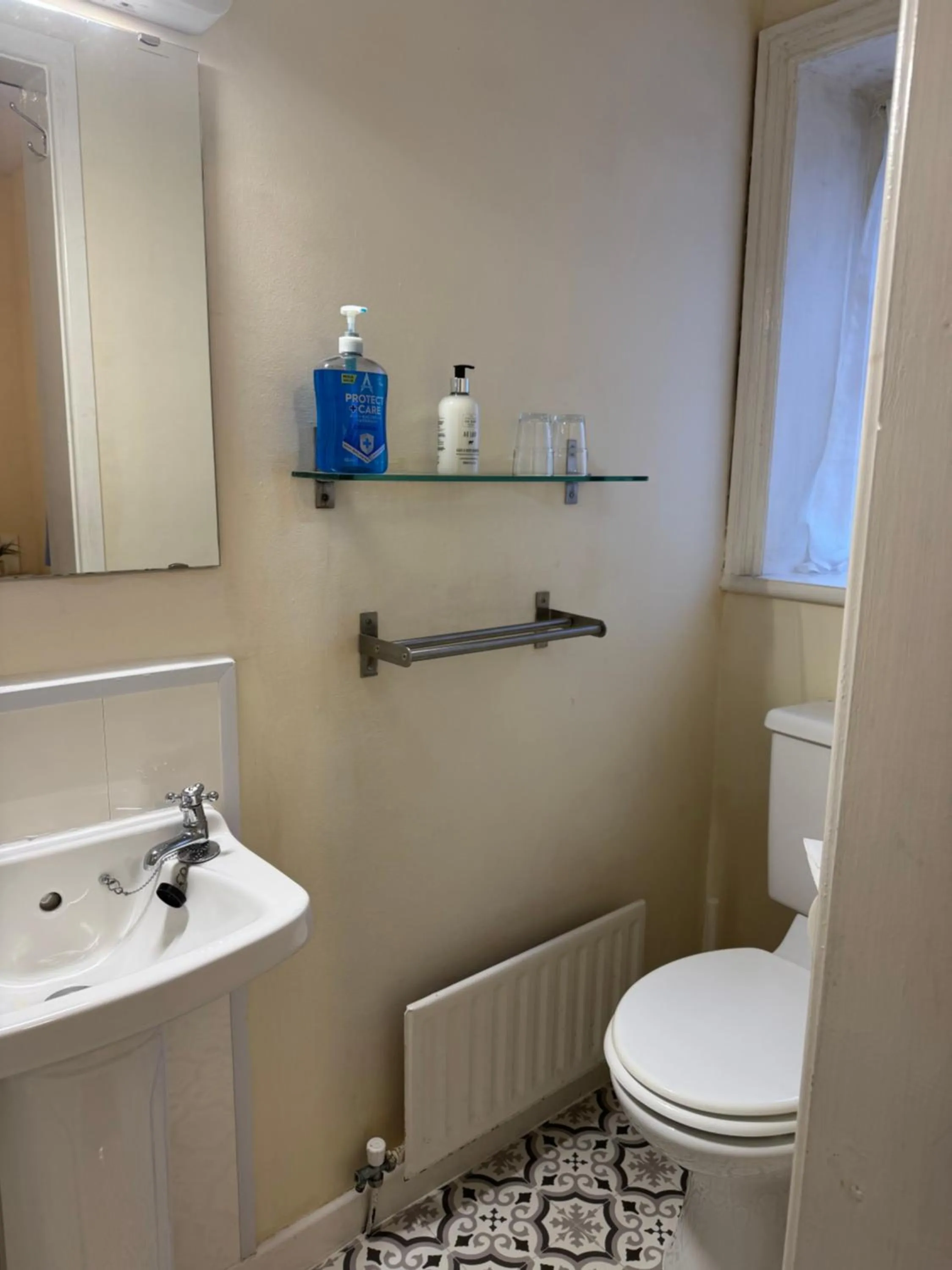 Bathroom in Marlow Lodge