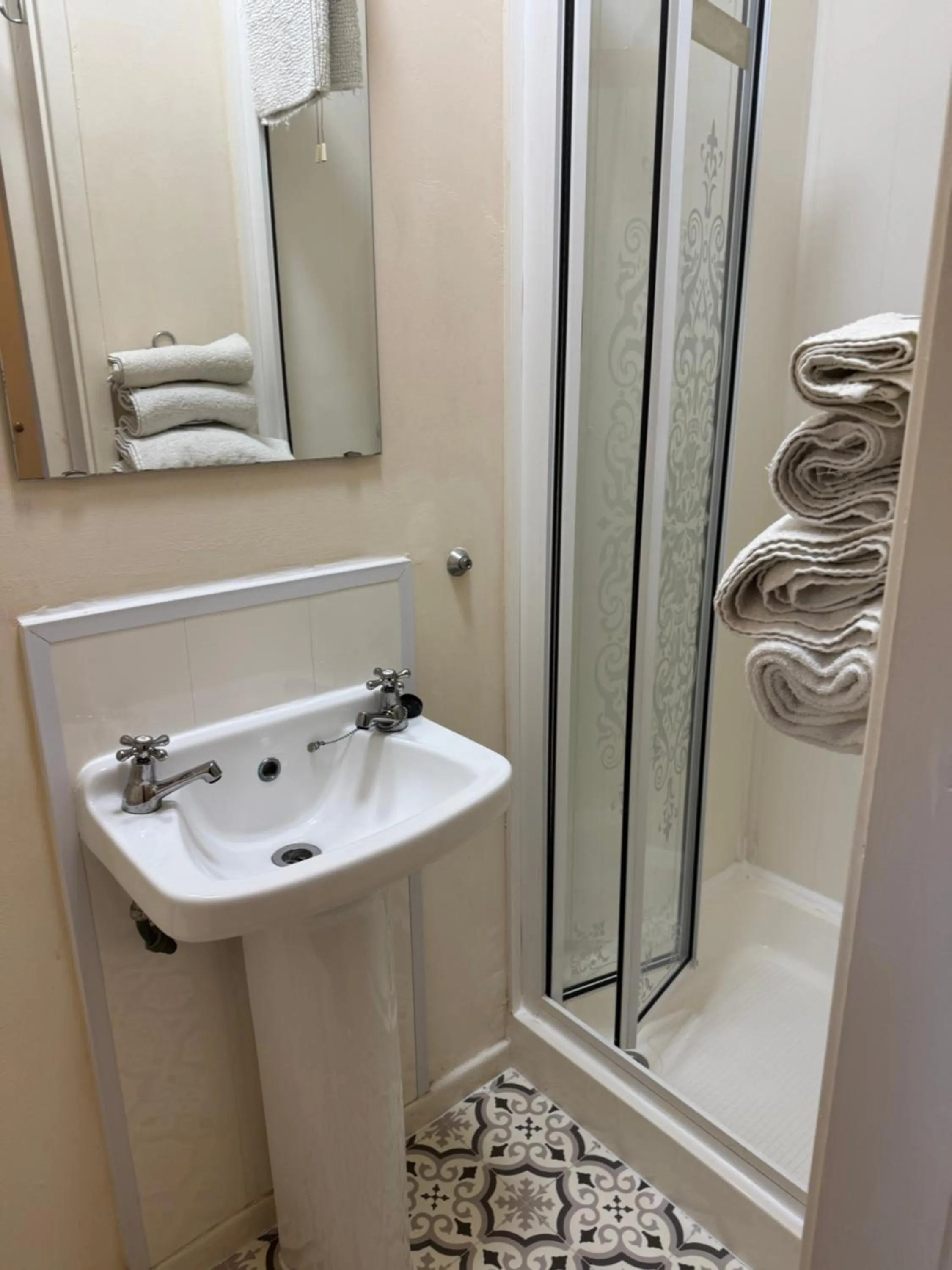 Bathroom in Marlow Lodge