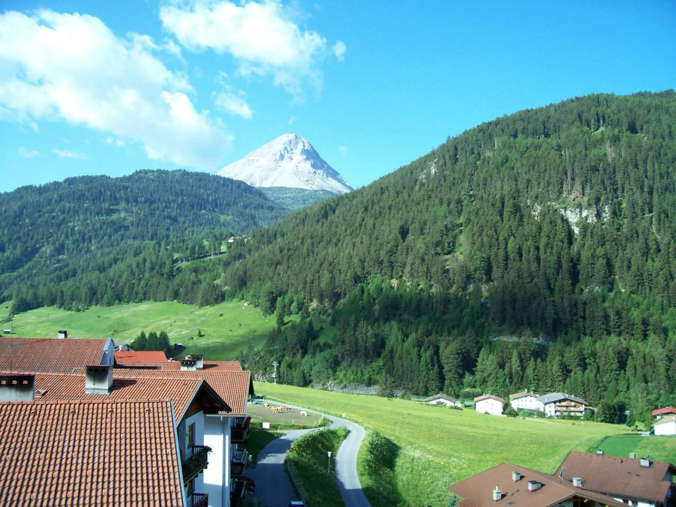 Natural landscape in Haus Piz Lad