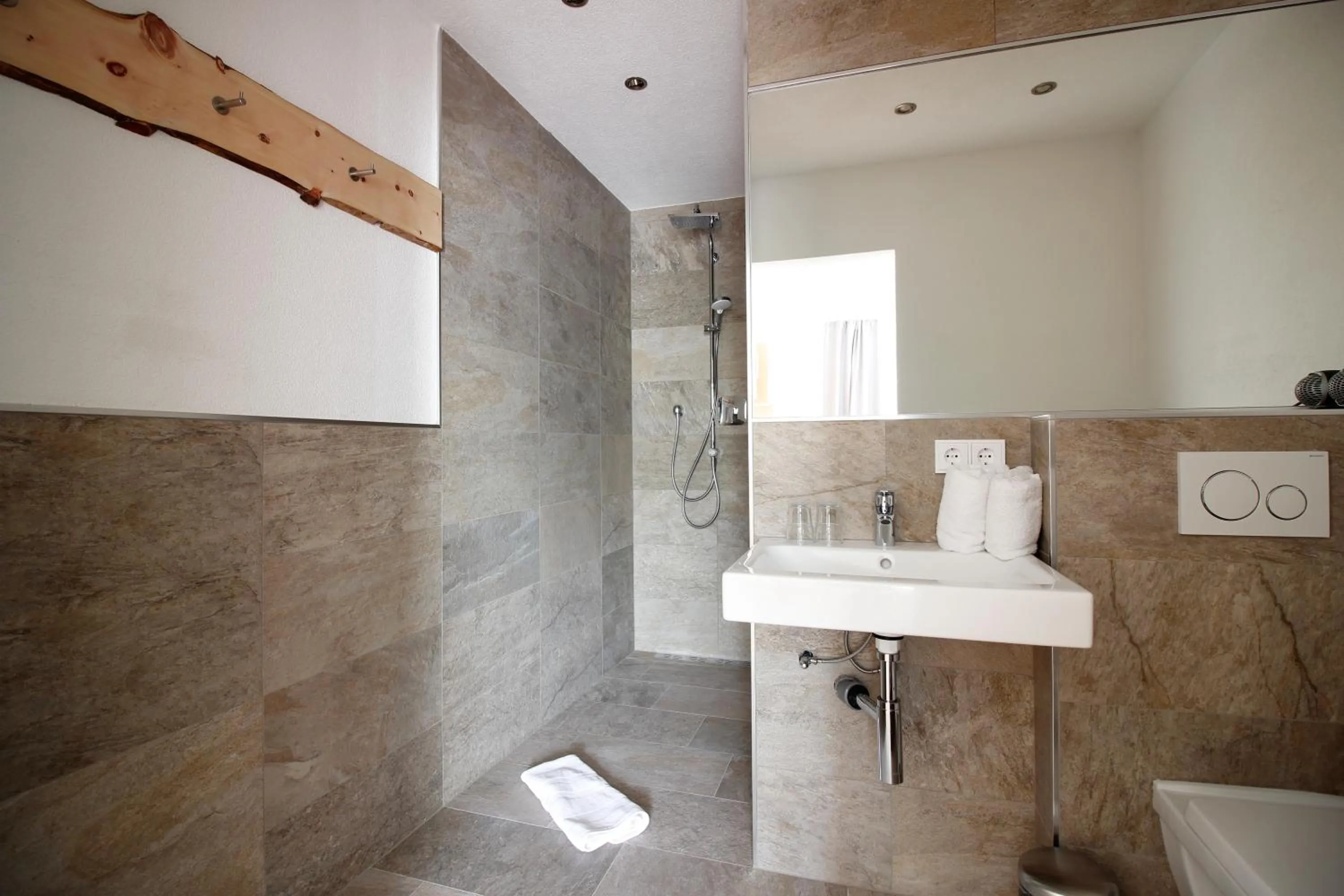 Shower in Haus Piz Lad