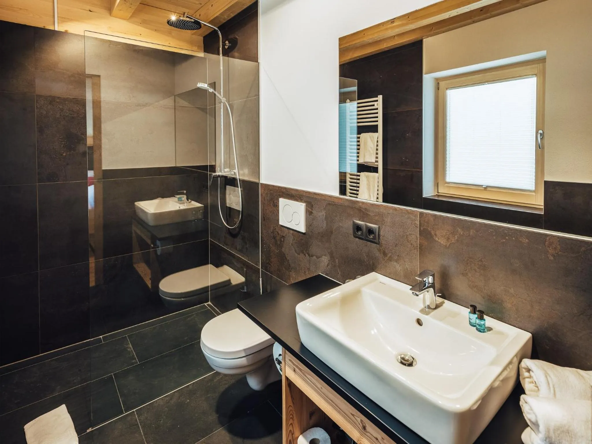 Shower in Haus Piz Lad