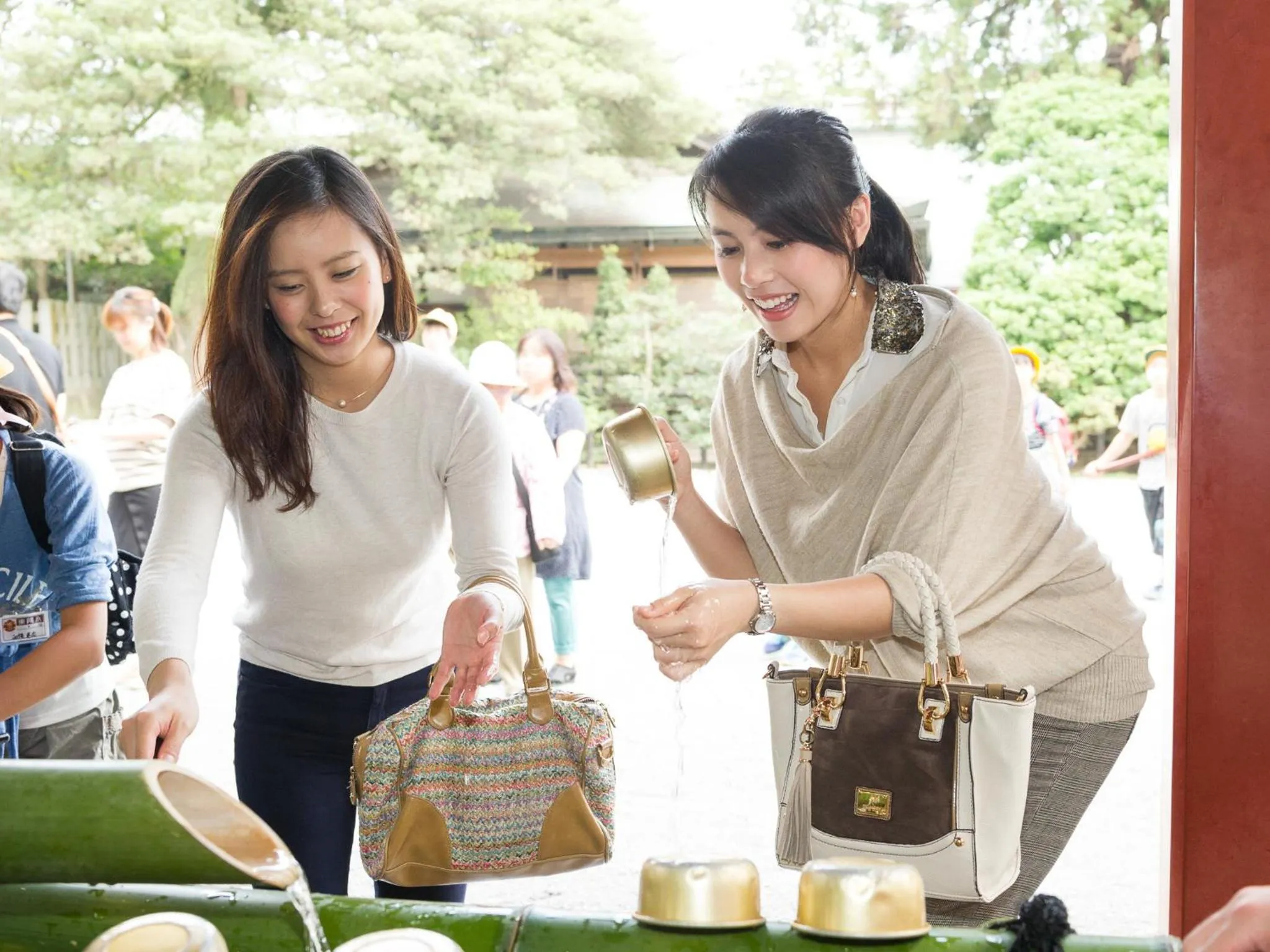 People in Sotetsu Fresa Inn Fujisawa-Minamiguchi