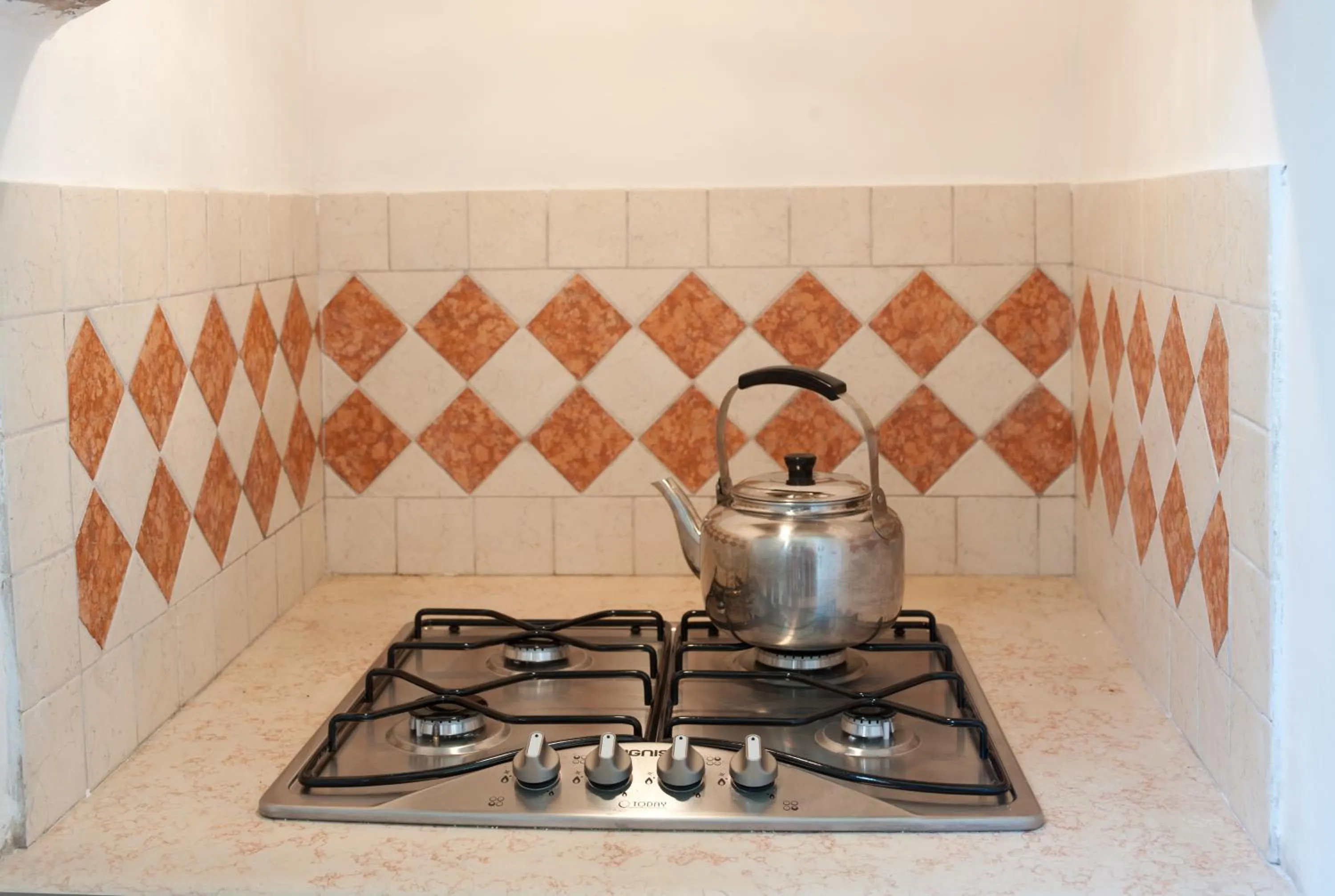 Coffee/tea facilities in Casa d'Artista Suite & Garden