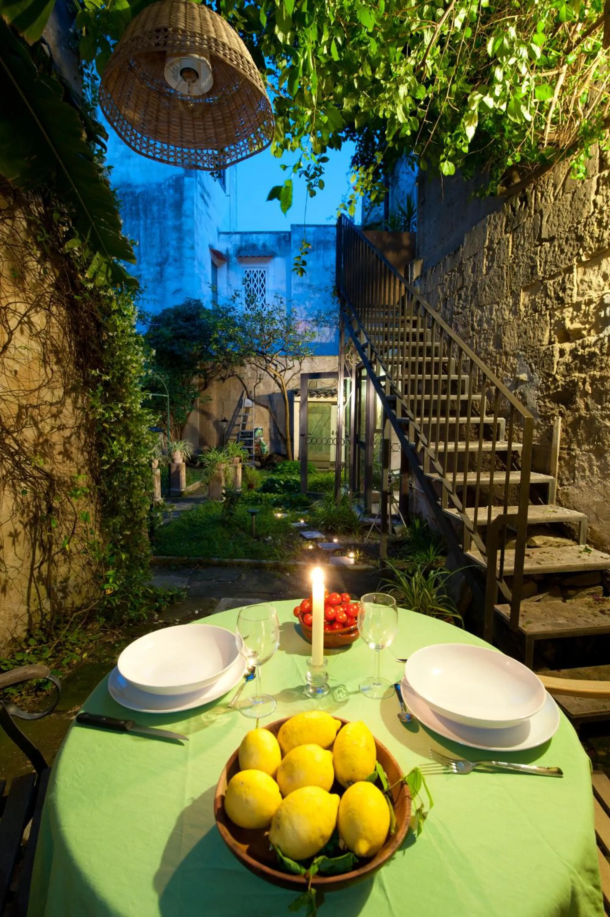 BBQ facilities in Casa d'Artista Suite & Garden