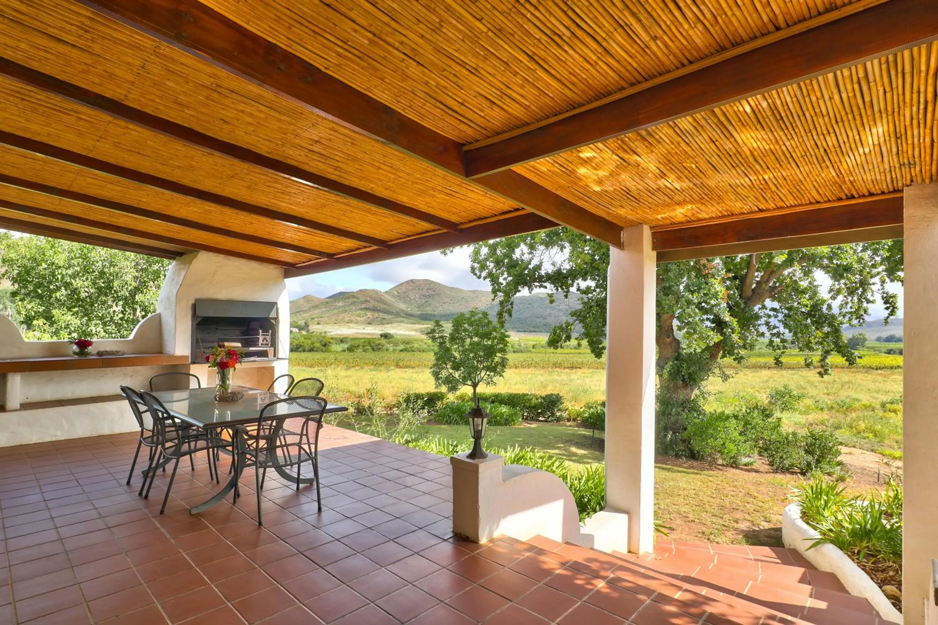 Patio in Orange Grove