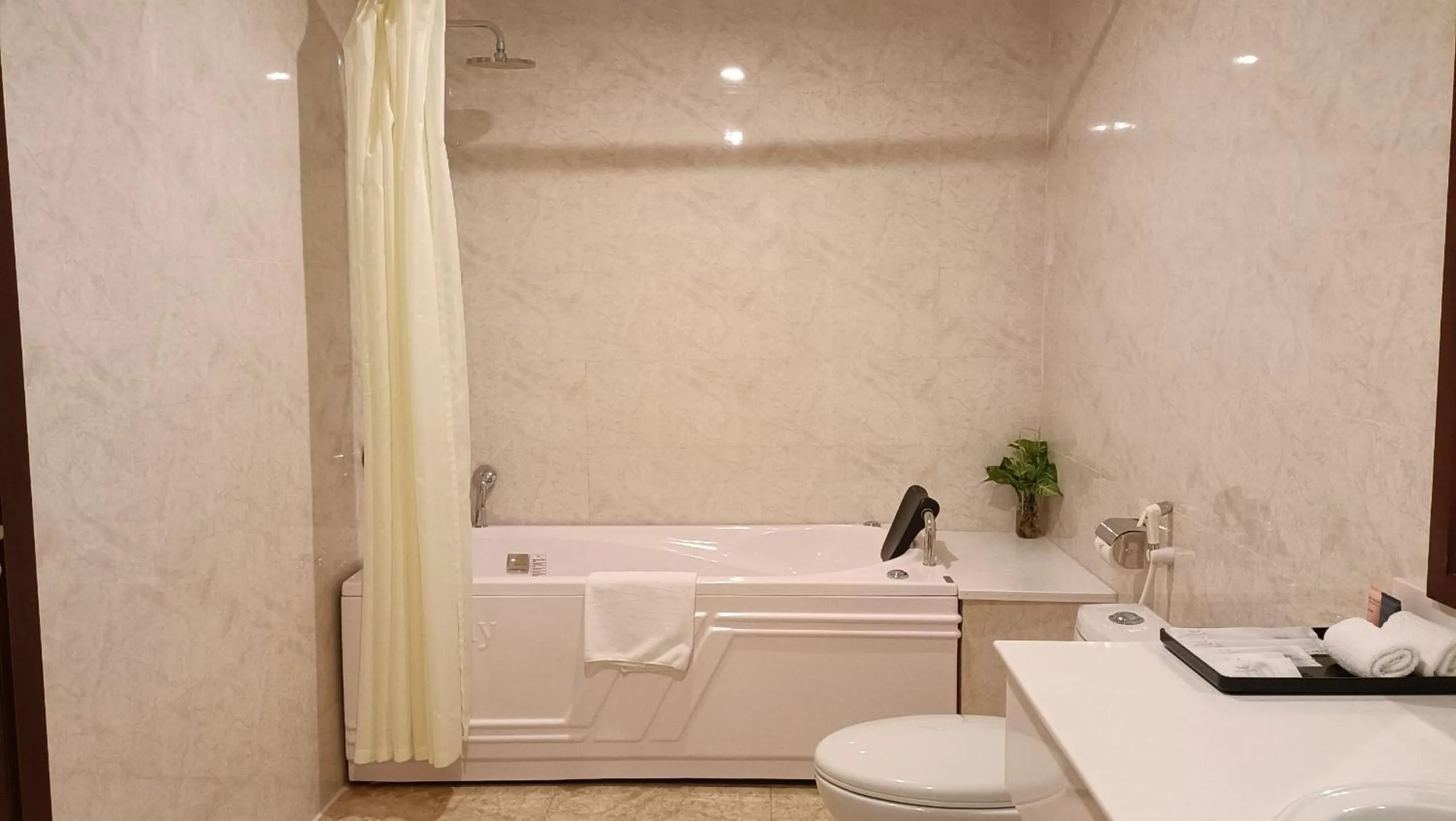 Shower in Muong Thanh Lai Chau Hotel