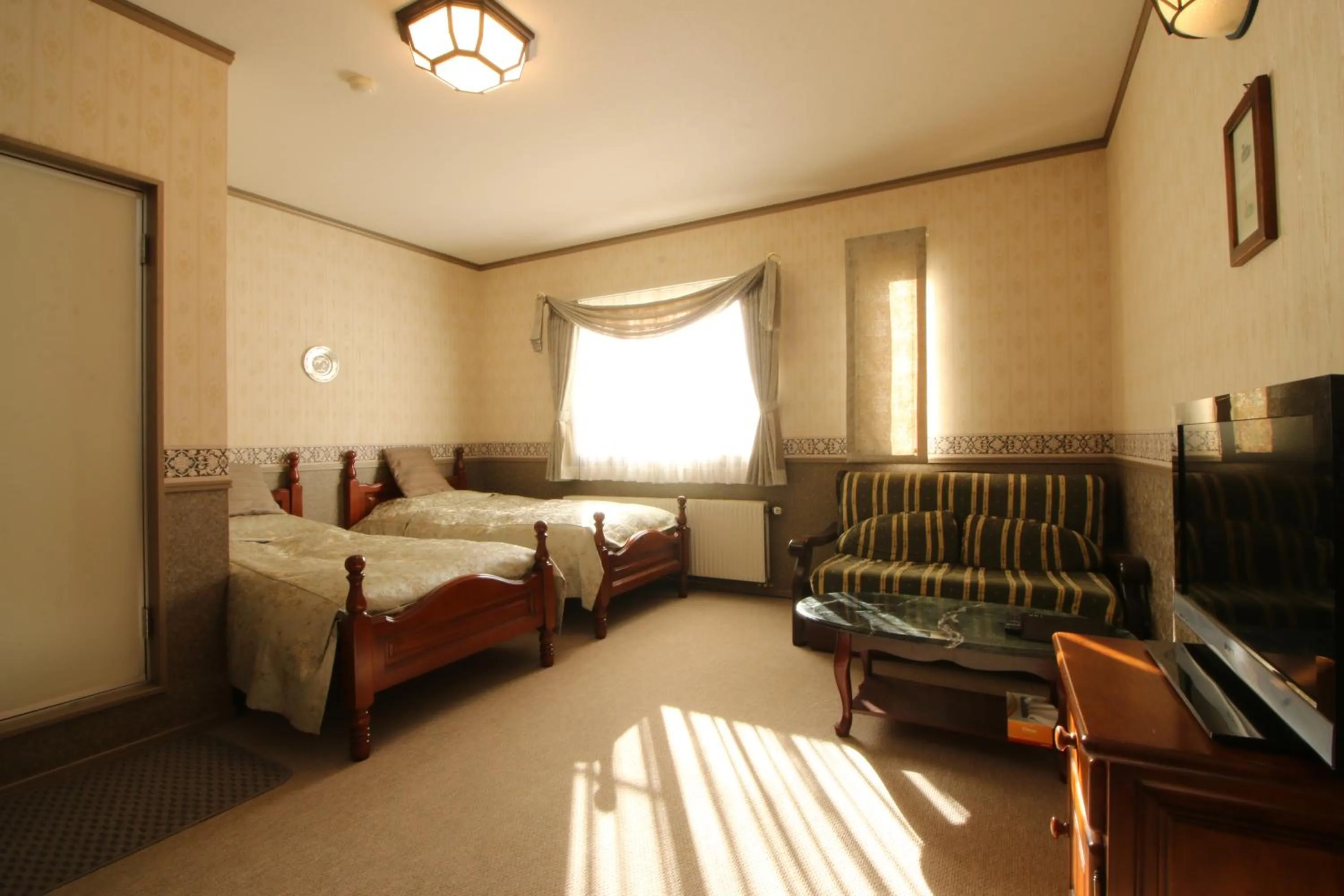 Photo of the whole room in Petit Resort Hotel Der Barte