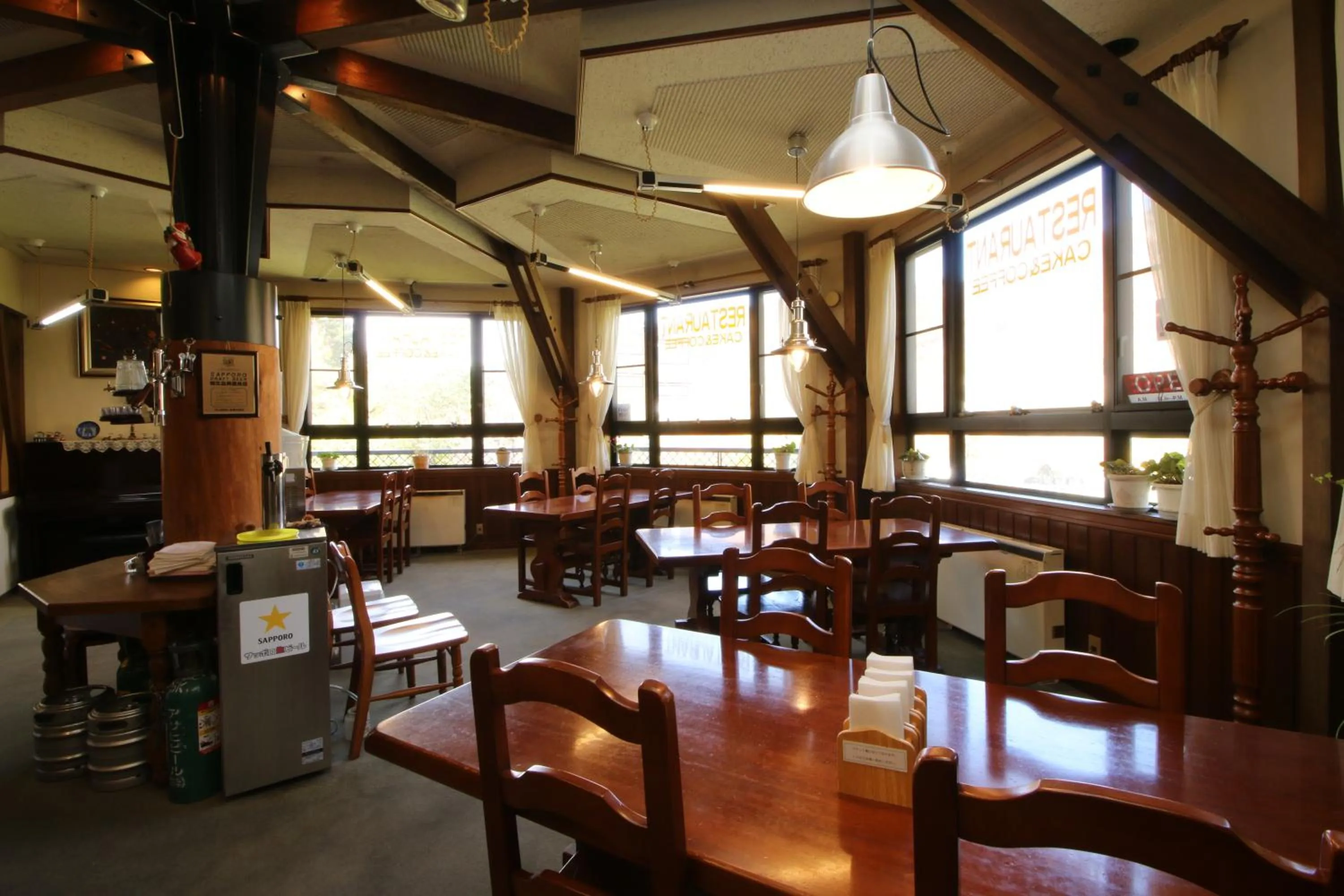 Restaurant/places to eat in Petit Resort Hotel Der Barte