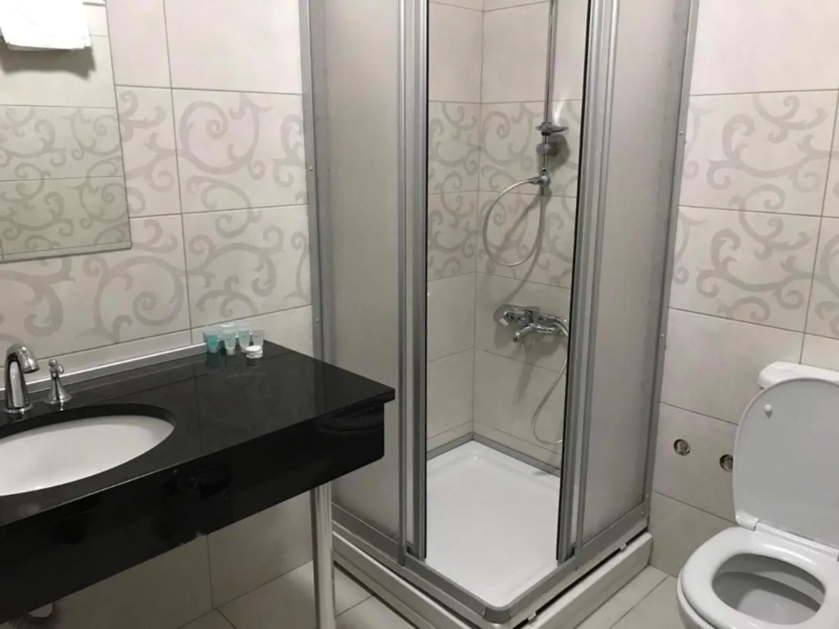 Bathroom in Argo Hotel