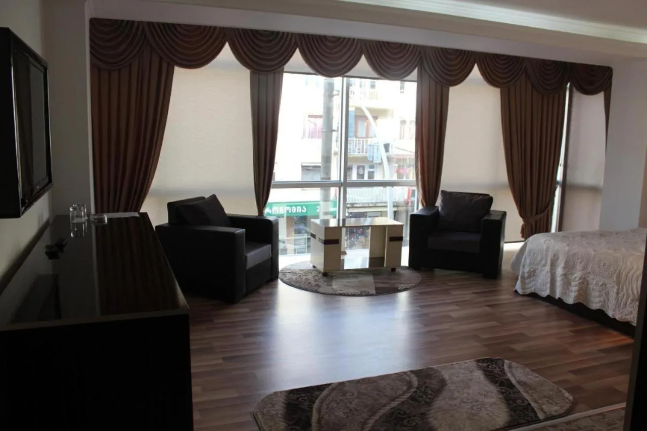 Seating Area in Argo Hotel