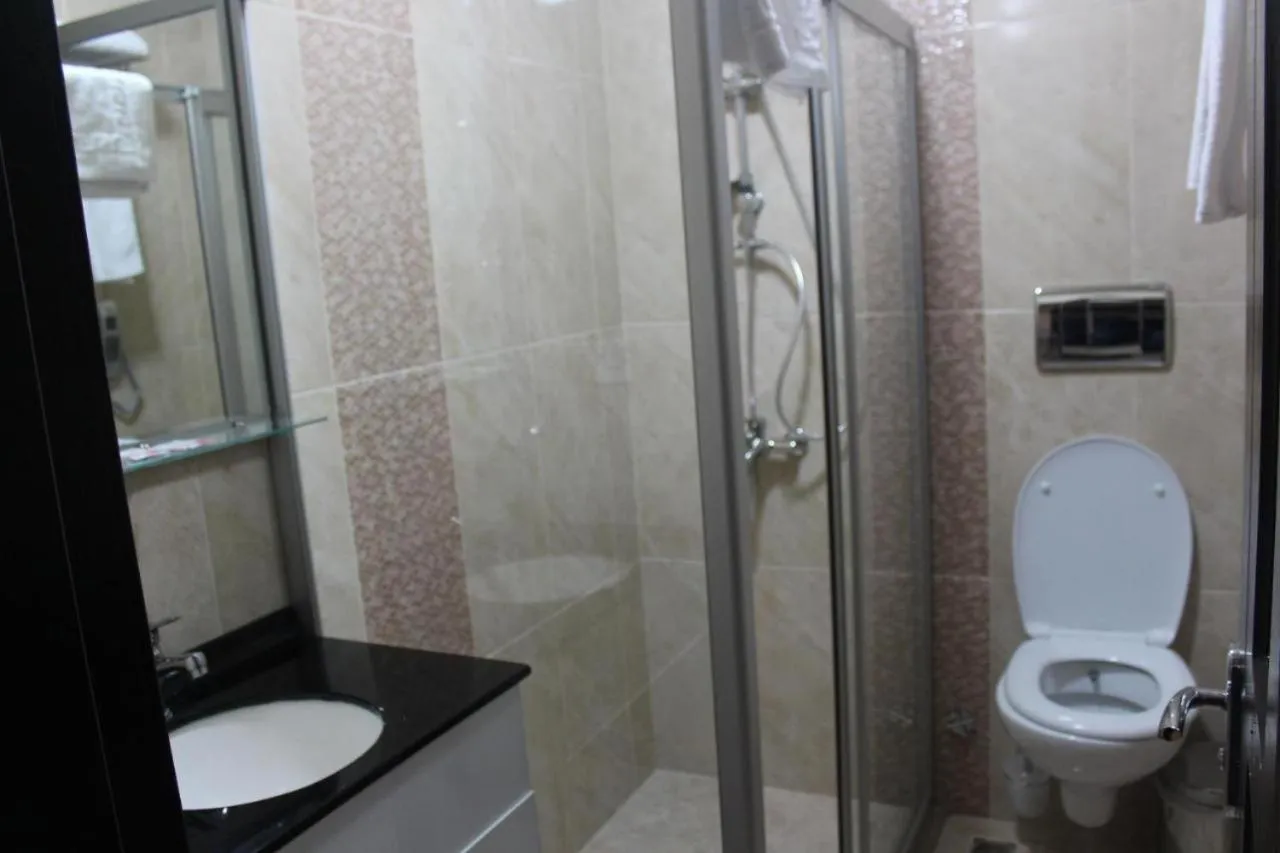 Bathroom in Argo Hotel