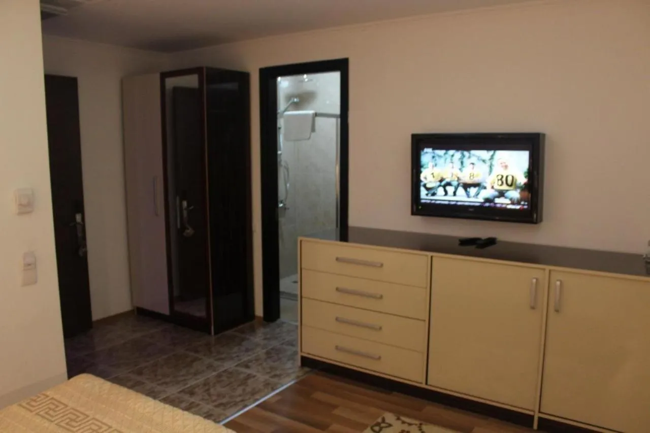 TV/Entertainment Center in Argo Hotel