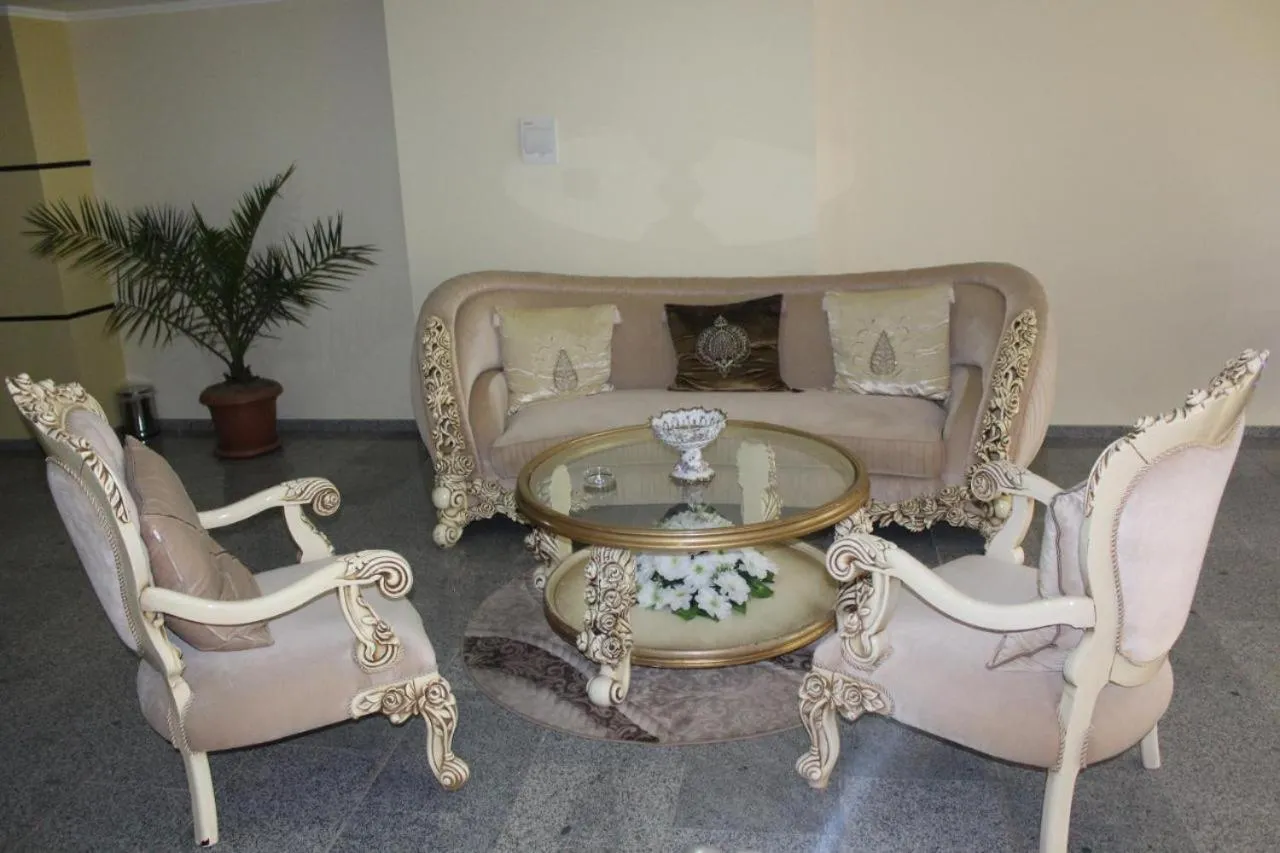 Seating Area in Argo Hotel