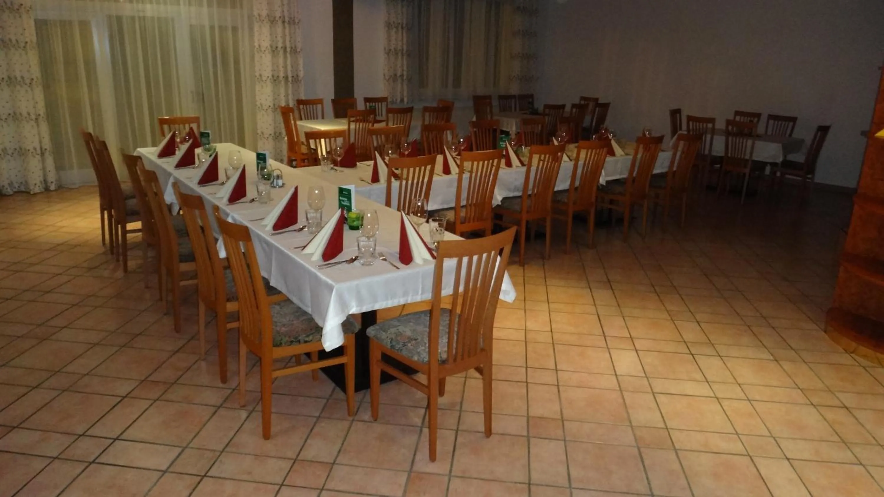 Restaurant/places to eat in sWirtshaus M&N