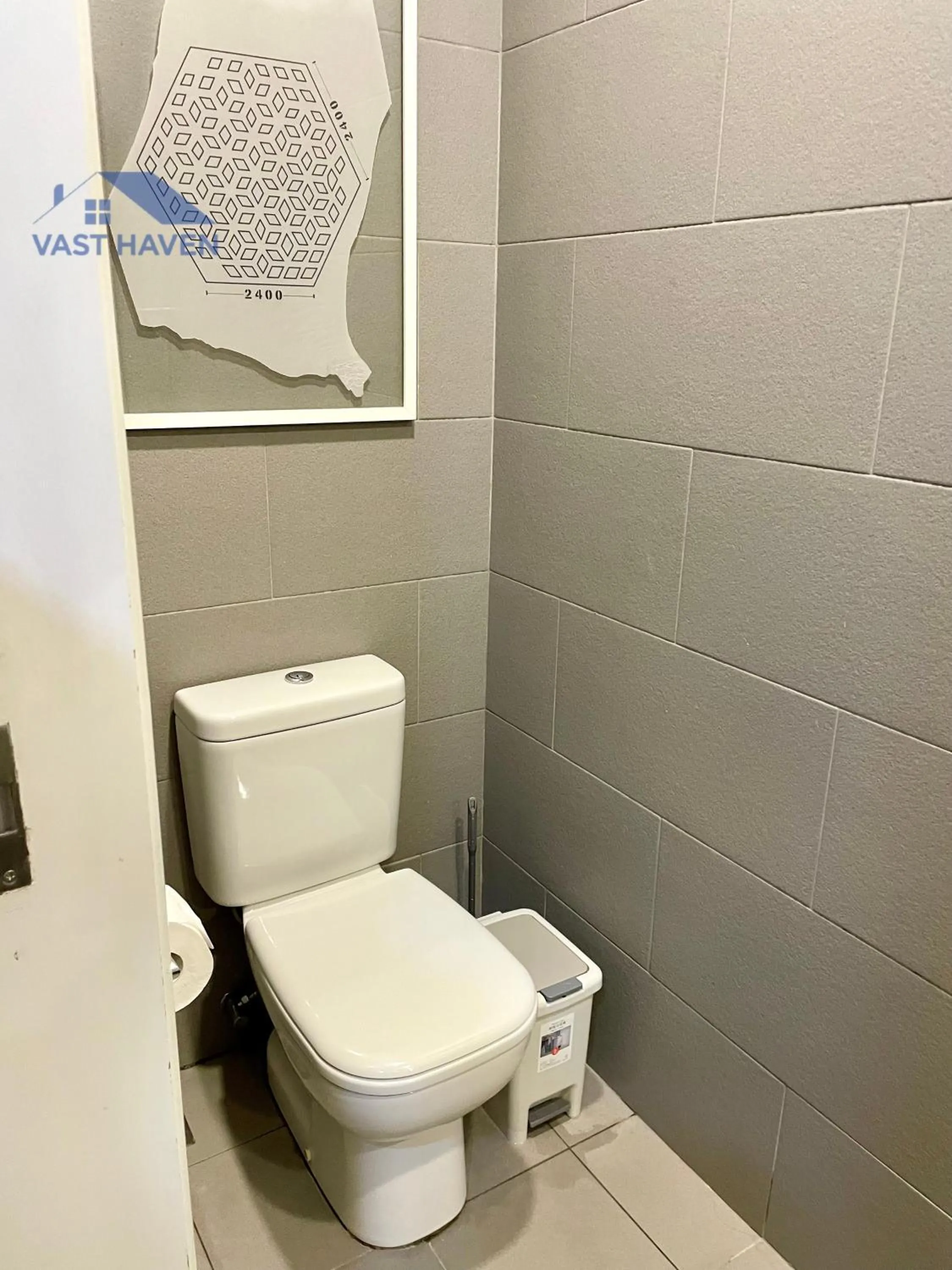 Toilet in 188 Suites KLCC by VastHaven