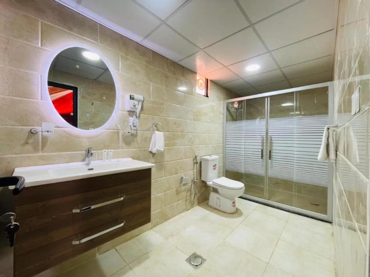 Deluxe Double Room with Bath - single occupancy in Wadirum winter