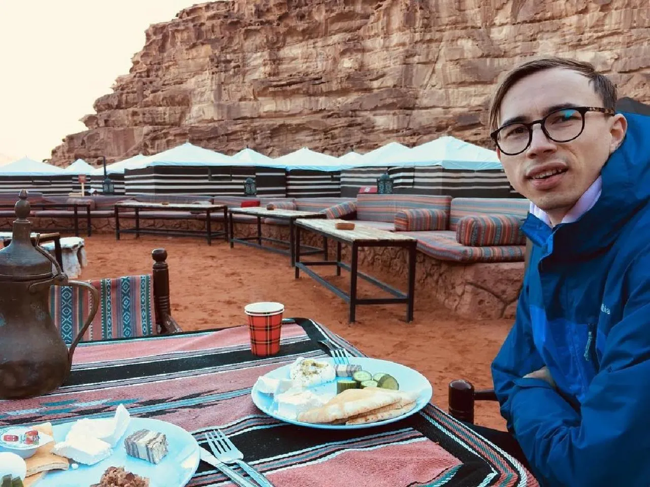 People in Wadirum winter