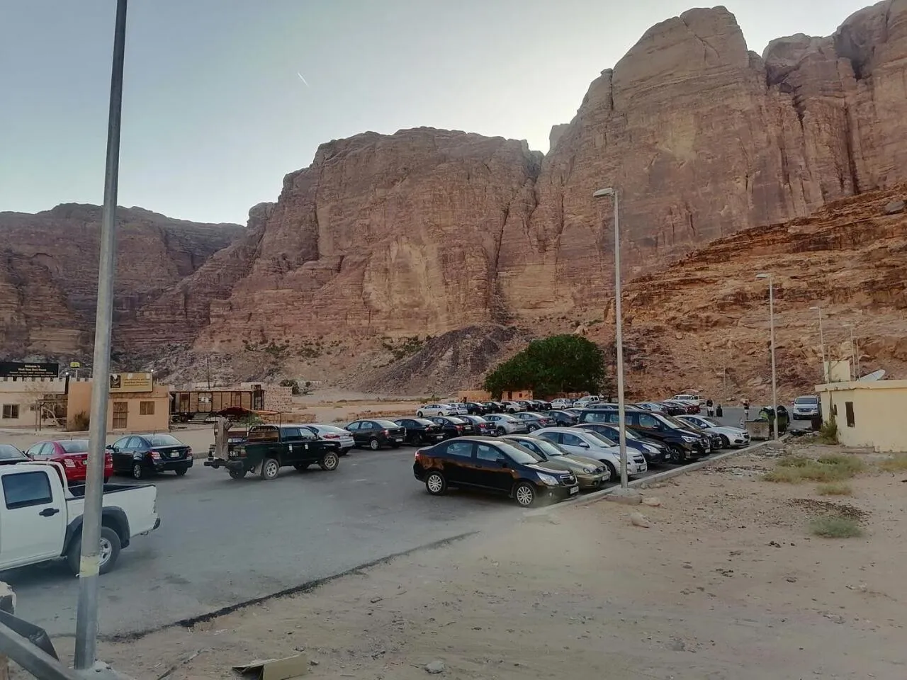 Parking in Wadirum winter