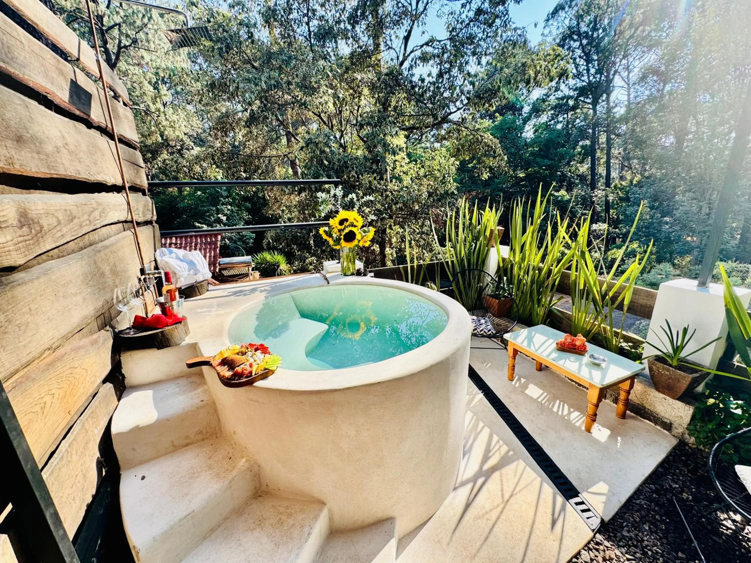 Encino House Hotel Boutique