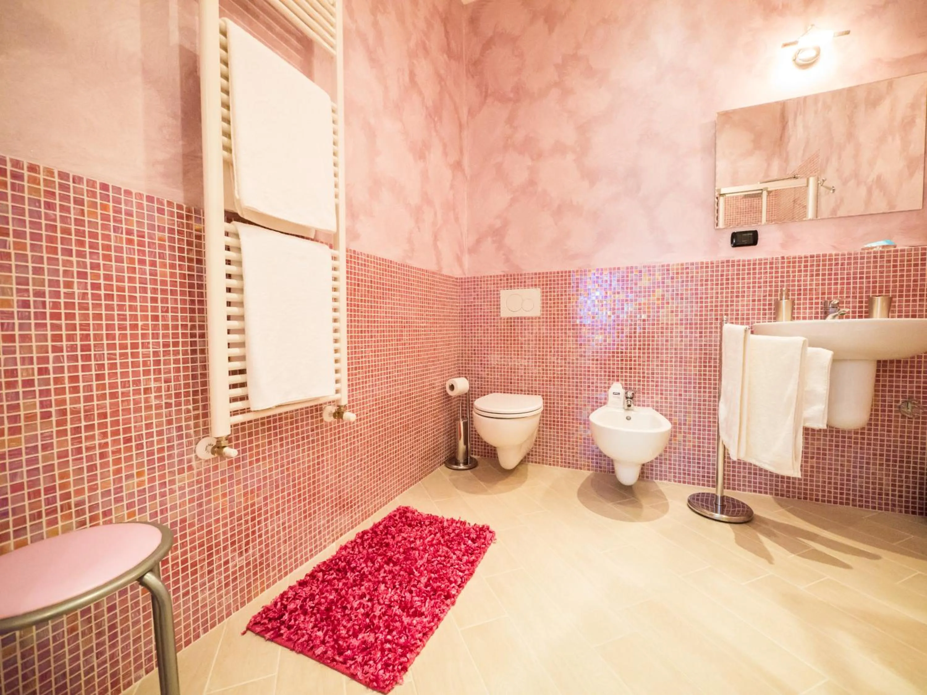 Bathroom in Villa Bellini Room&Breakfast