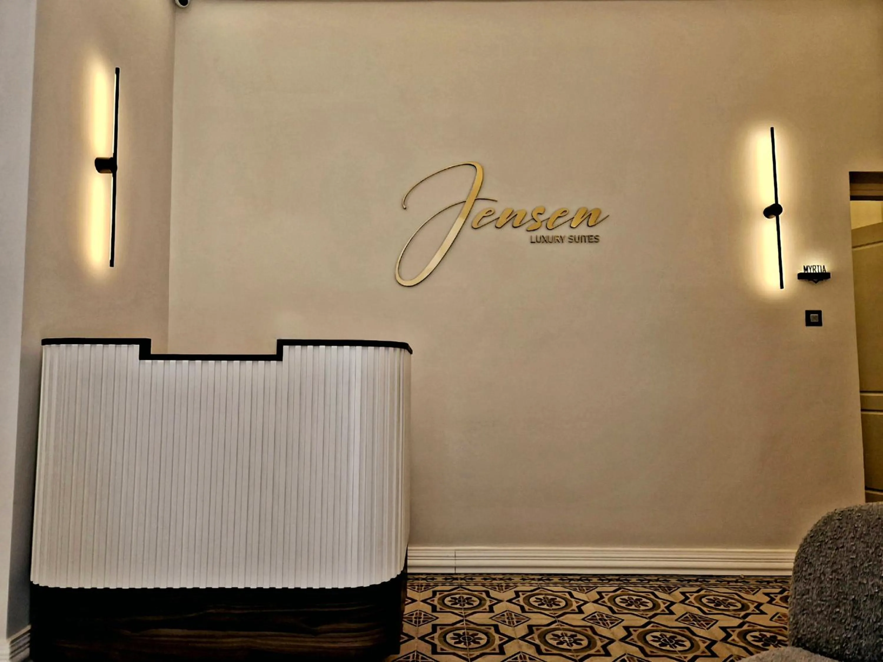 Lobby or reception in Jensen Luxury Suites