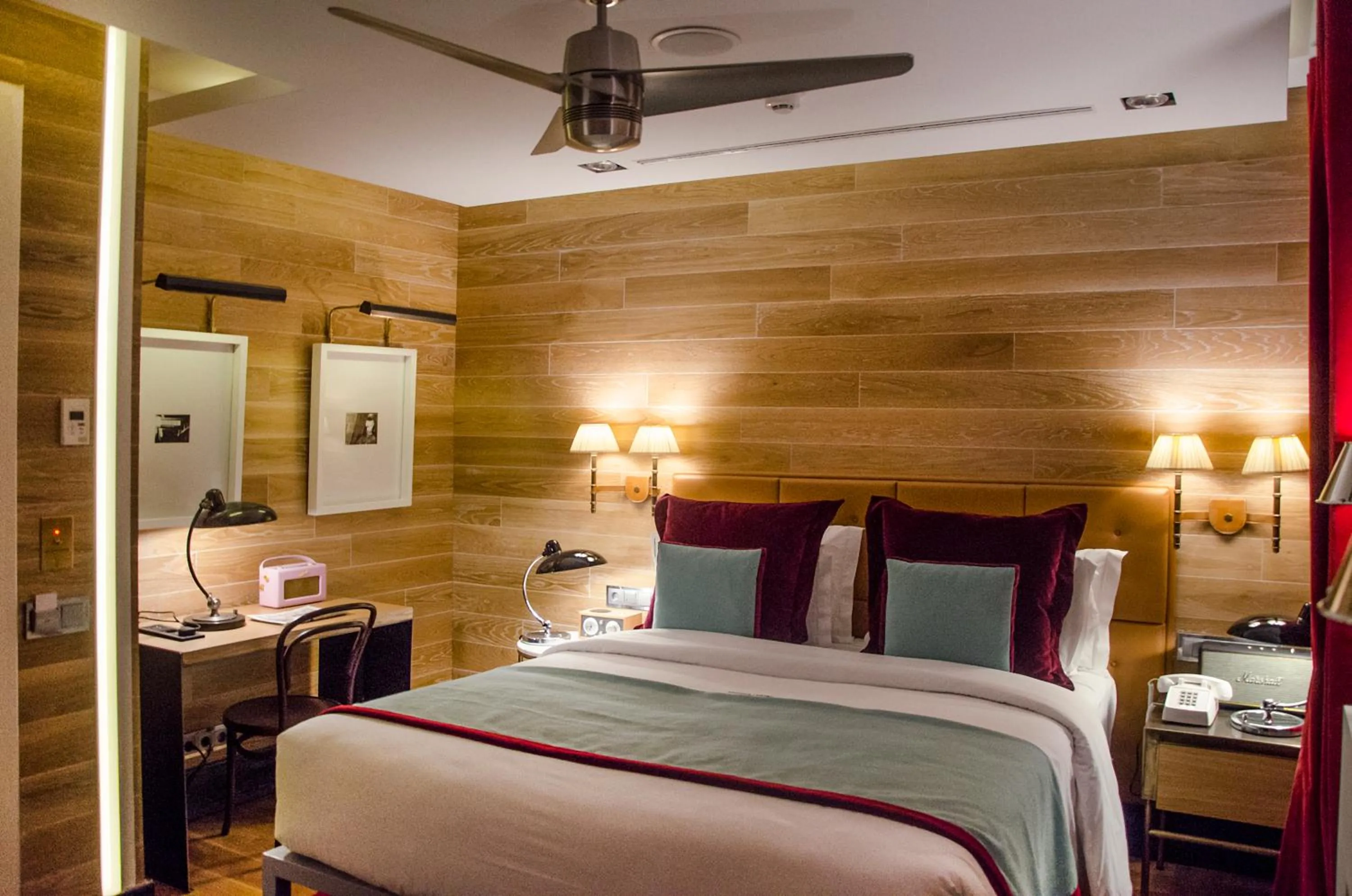 Bed in Browns Central Hotel