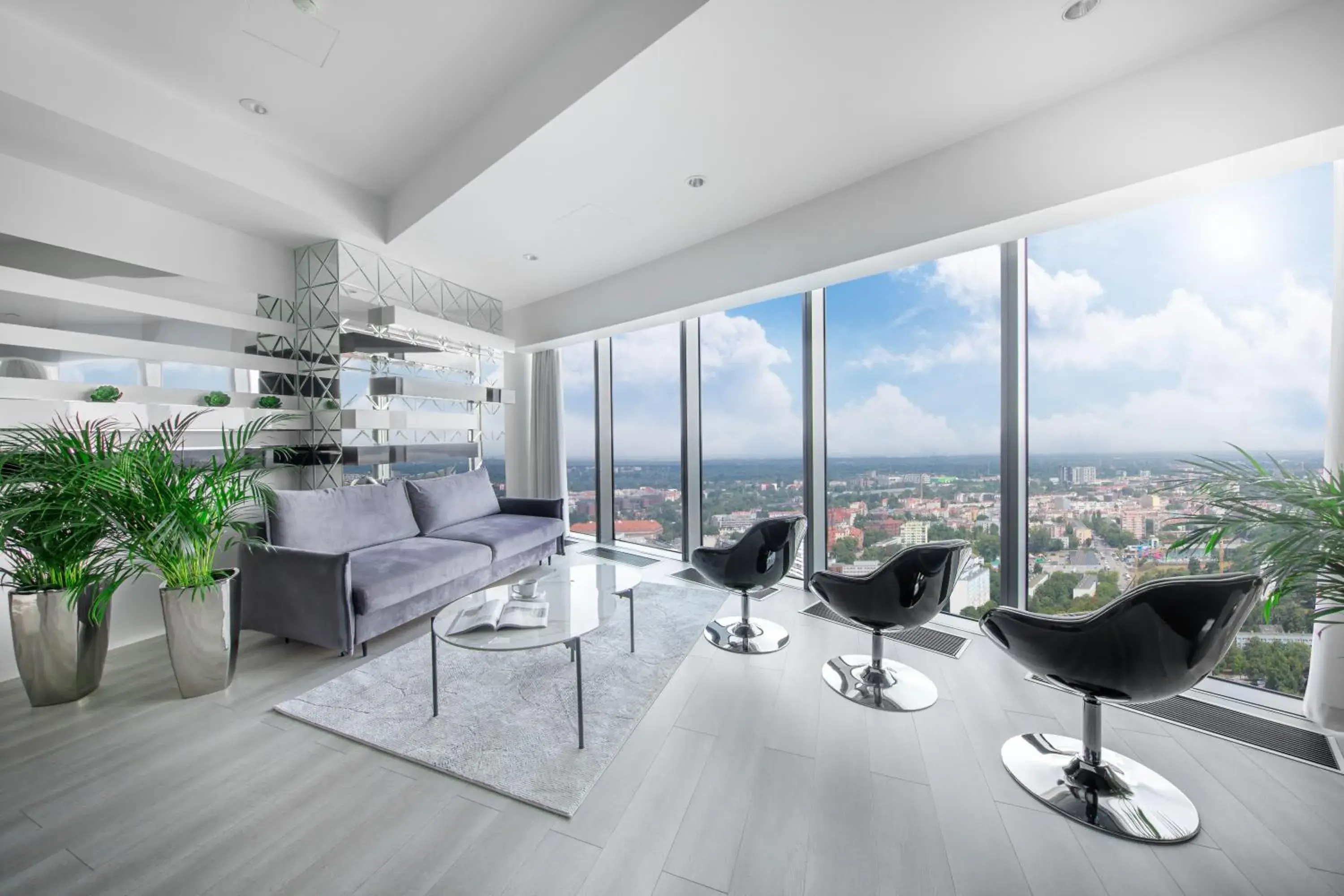 Luxury Suite in Sky Tower Apartamenty - In The Sky Apartments Luxury Suite in Sky Tower Apartamenty - In The Sky Apartments