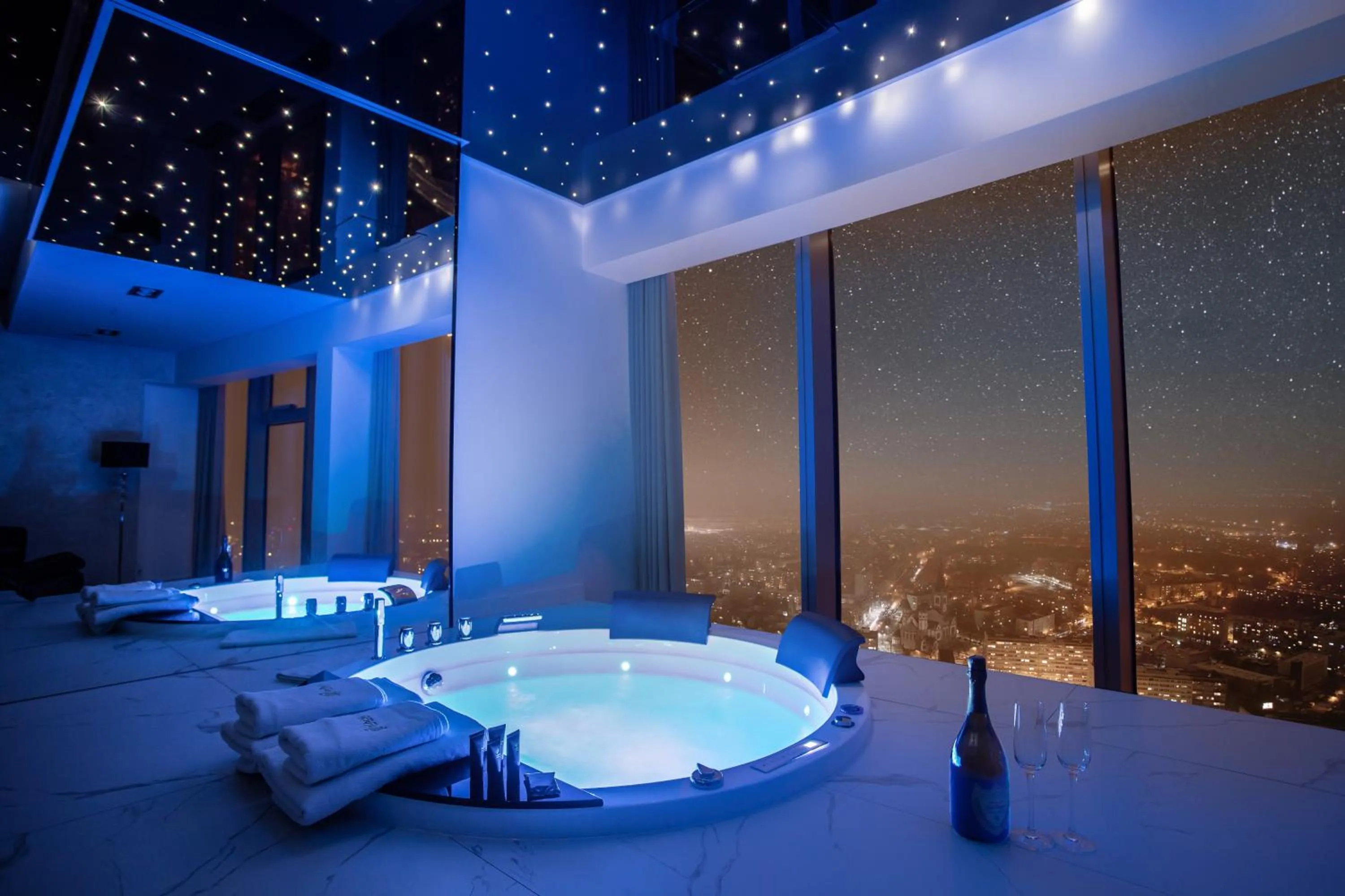 Night in In The Sky - Apartamenty w Sky Tower