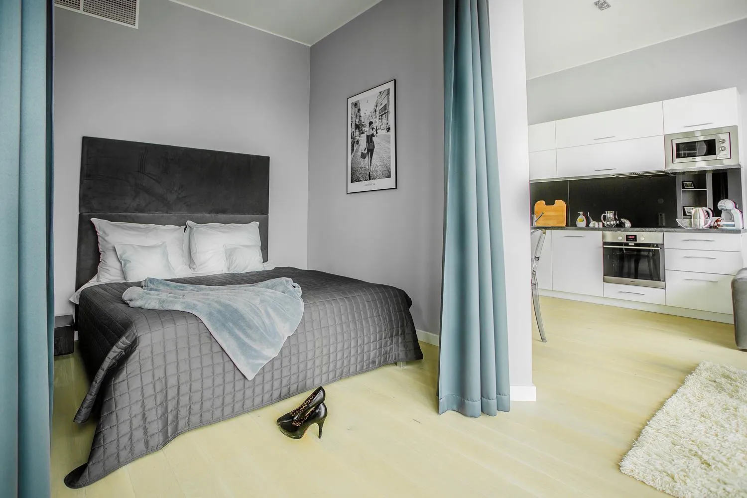 Bedroom, Bed in In The Sky - Apartamenty w Sky Tower