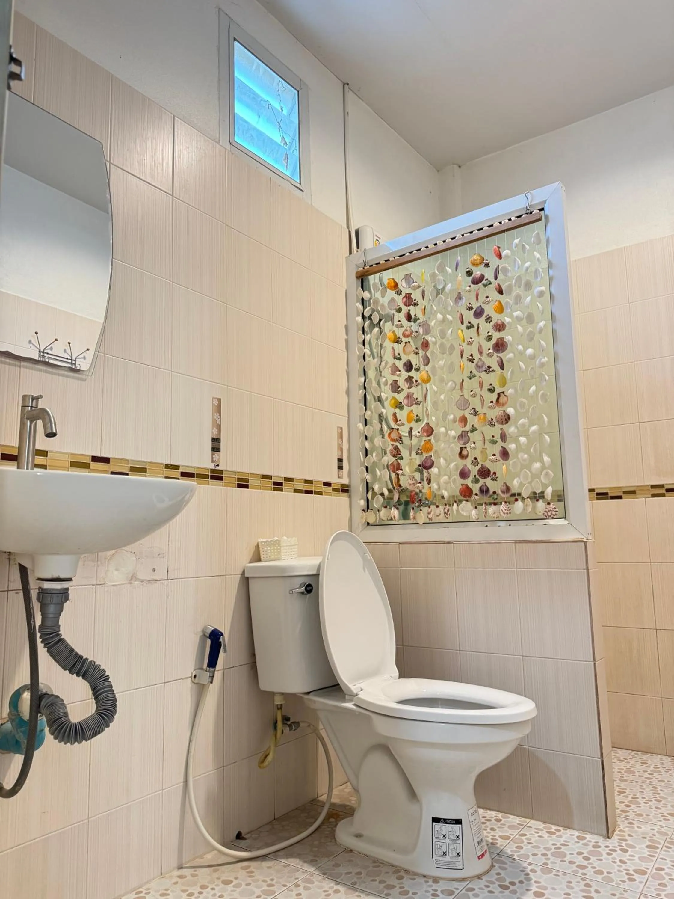 Shower in Rang Noknoy Resort at Kohlarn