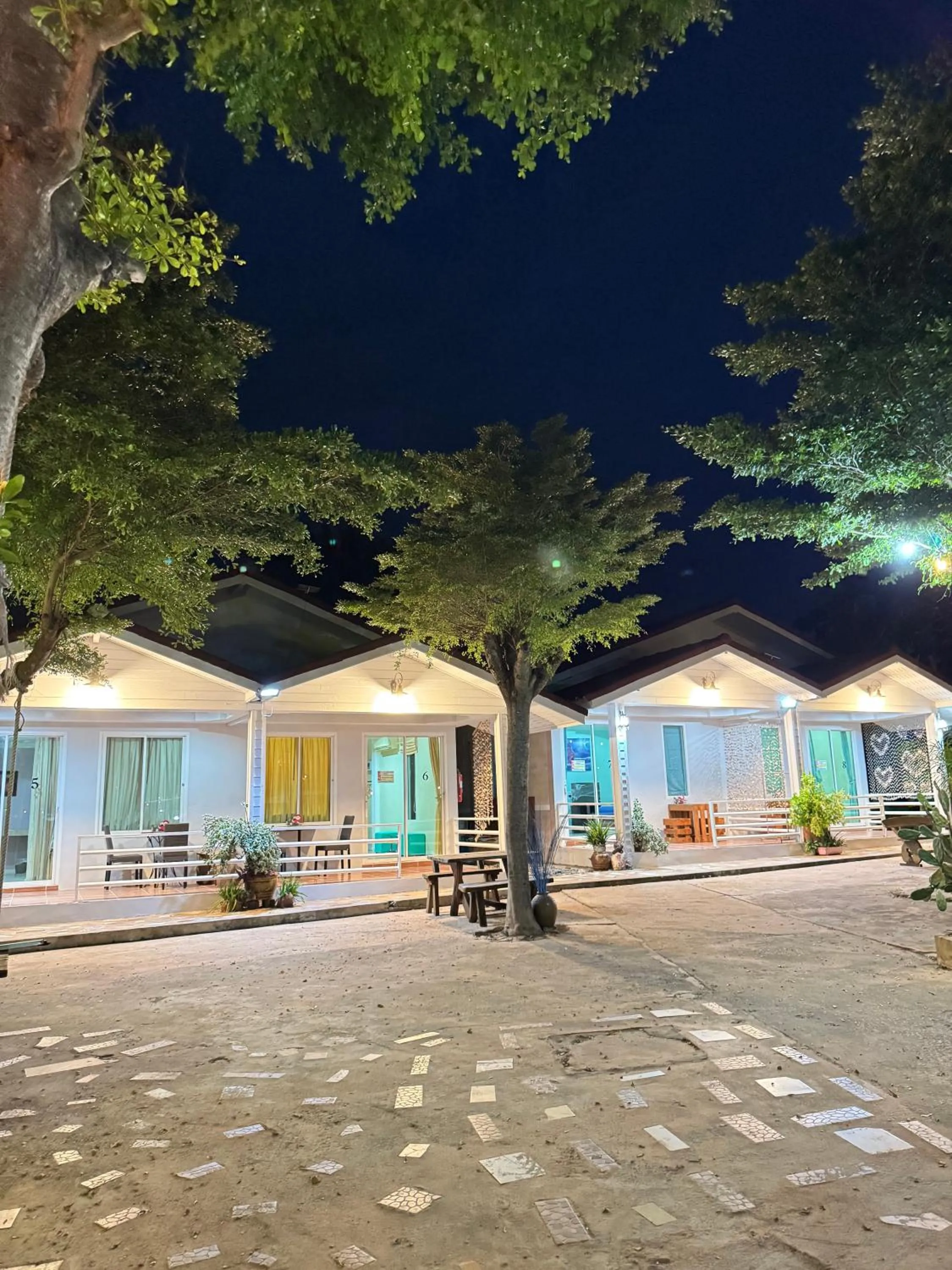 Property building in Rang Noknoy Resort at Kohlarn