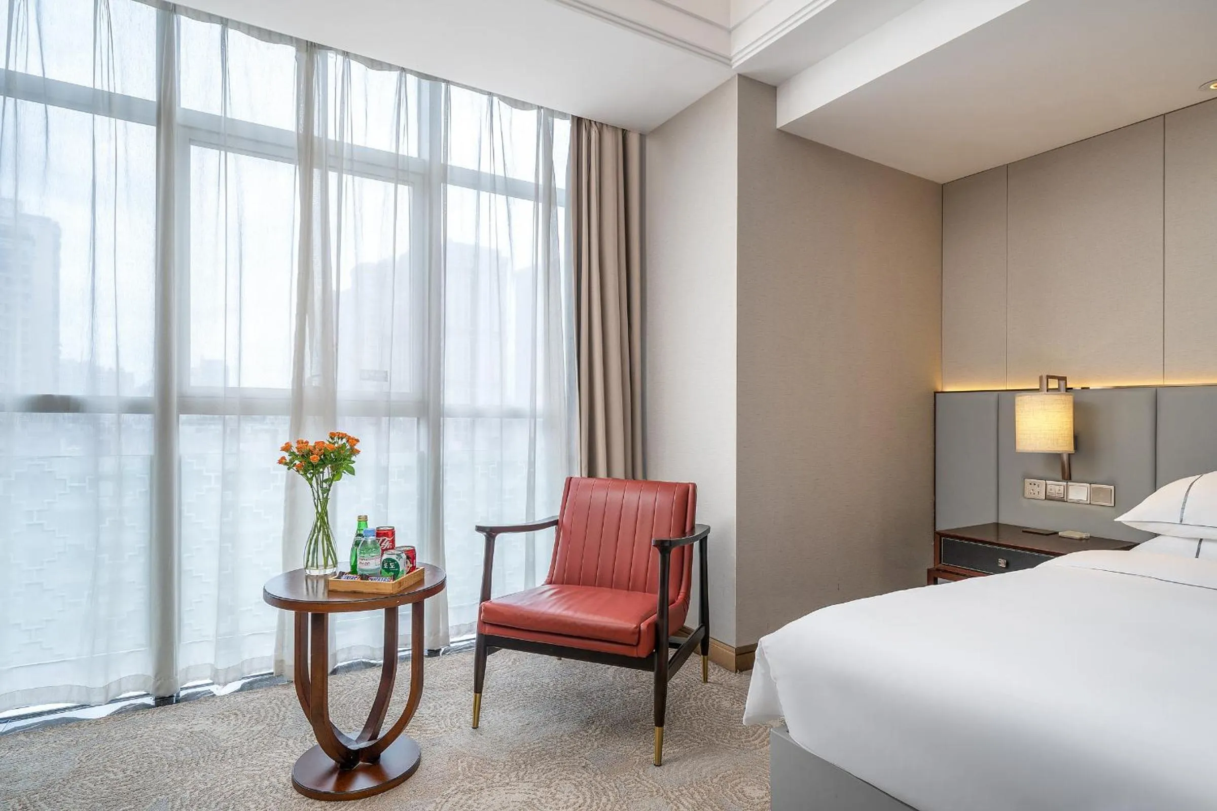 Seating area, Bed in Echeng Hotel Guangzhou Zhujiang New Town