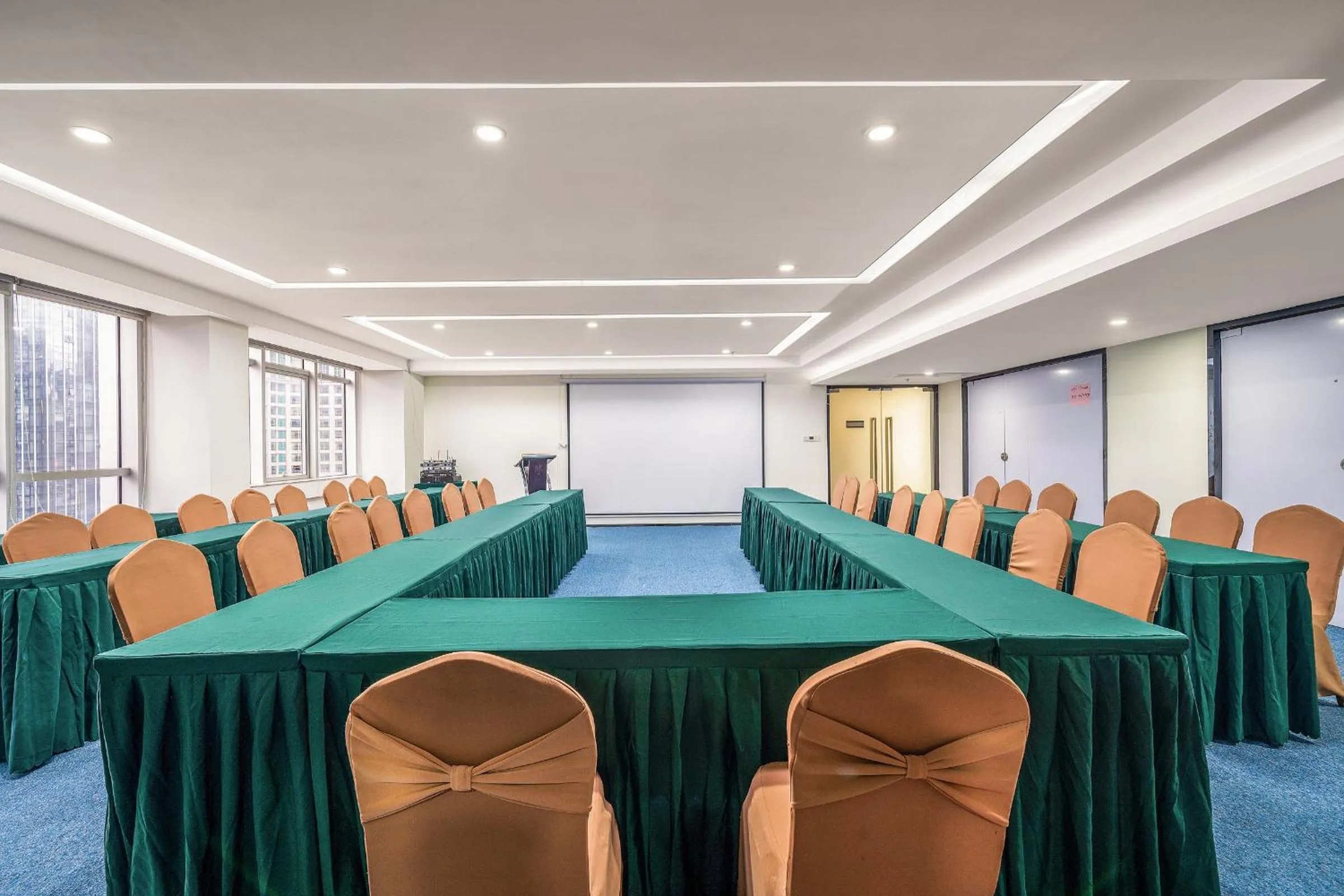 Meeting/conference room in Echeng Hotel Guangzhou Zhujiang New Town