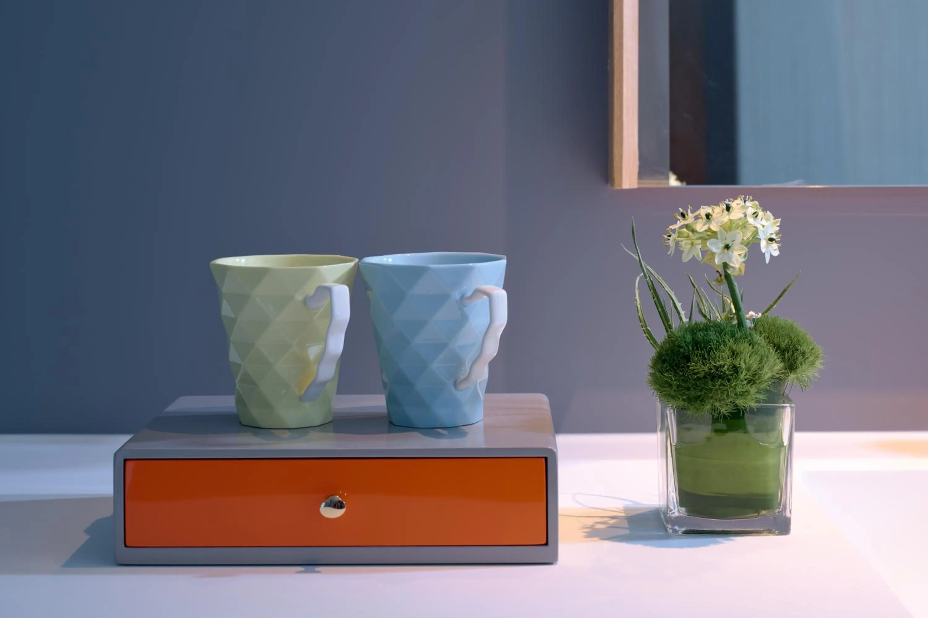 Decorative detail in Pagoda Hotel Hangzhou Binjiang